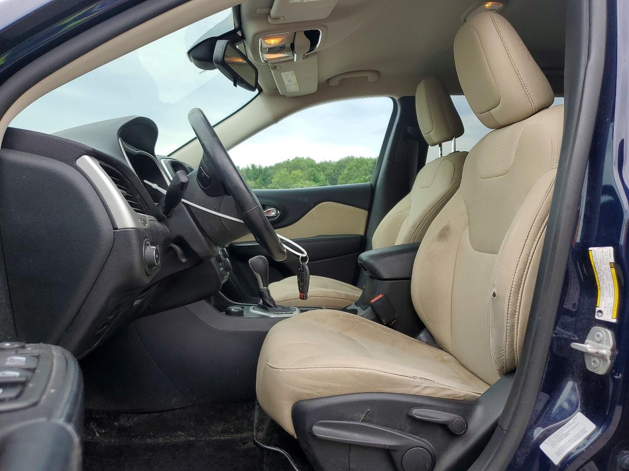2015 Jeep Cherokee Latitude Blue vin: 1C4PJMCSXFW504710
