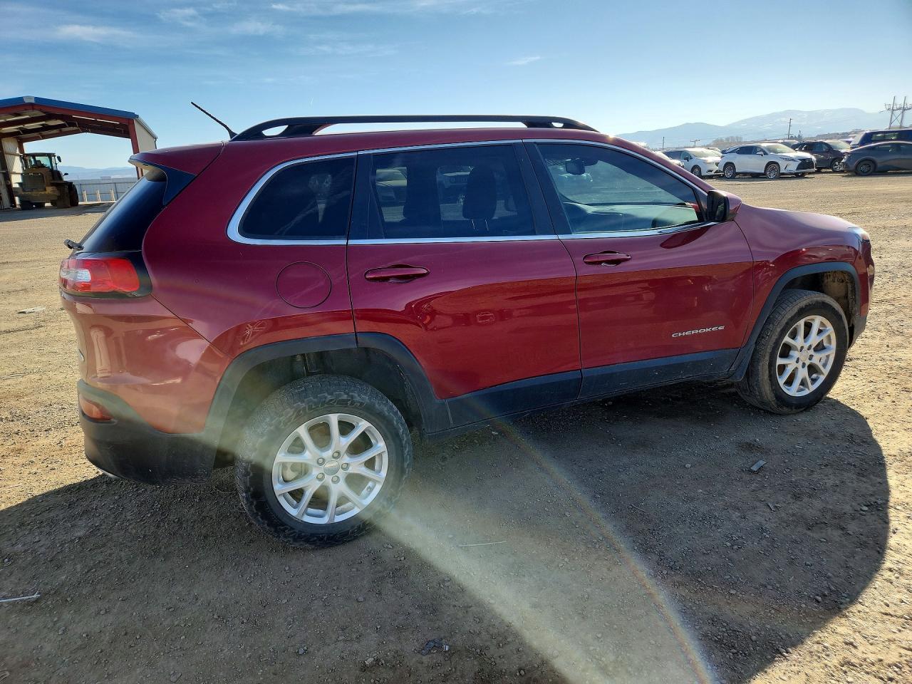 2015 Jeep Cherokee Latitude Maroon vin: 1C4PJMCSXFW601616