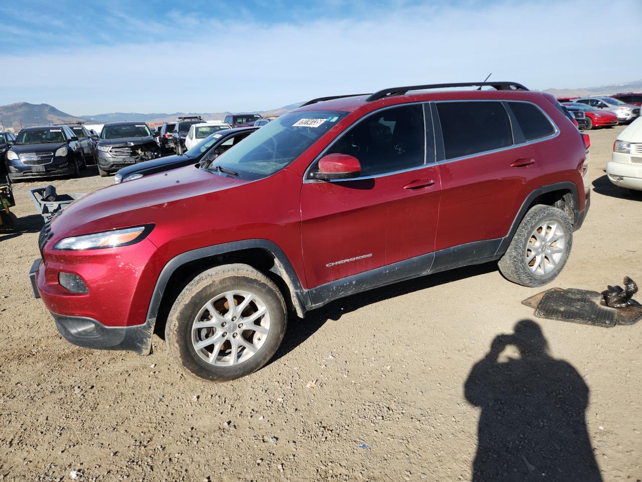 2015 Jeep Cherokee Latitude Maroon vin: 1C4PJMCSXFW601616 Damage: Left Front Fender, Heavy Scratch, 1 To 2 Inches