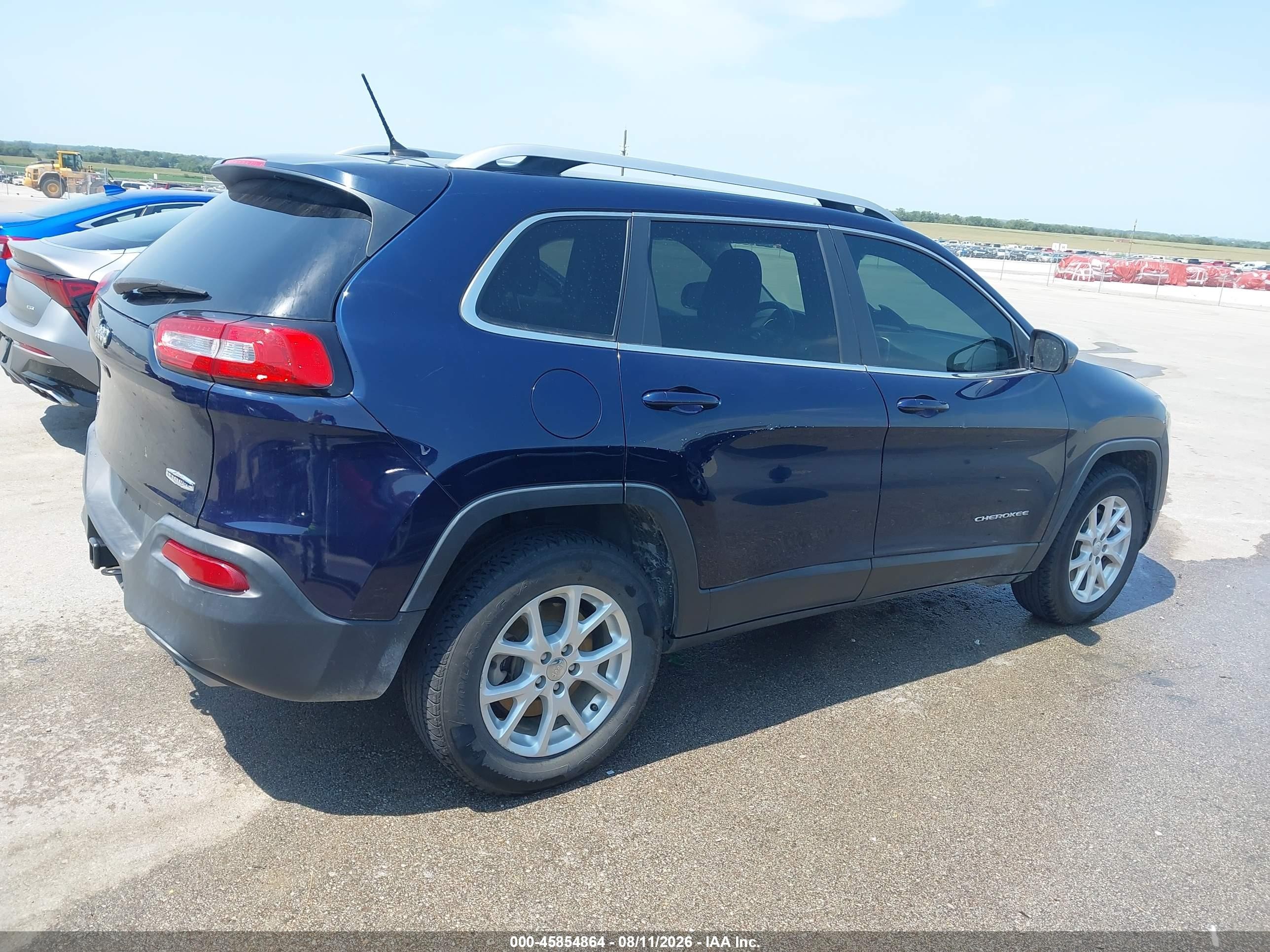 2015 Jeep Cherokee Latitude Blue vin: 1C4PJMCSXFW604905
