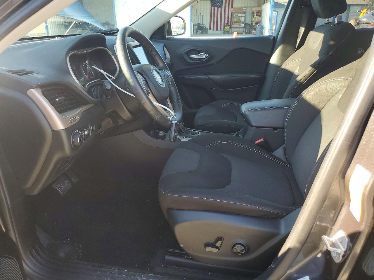 2015 Jeep Cherokee Latitude Charcoal vin: 1C4PJMCSXFW606511