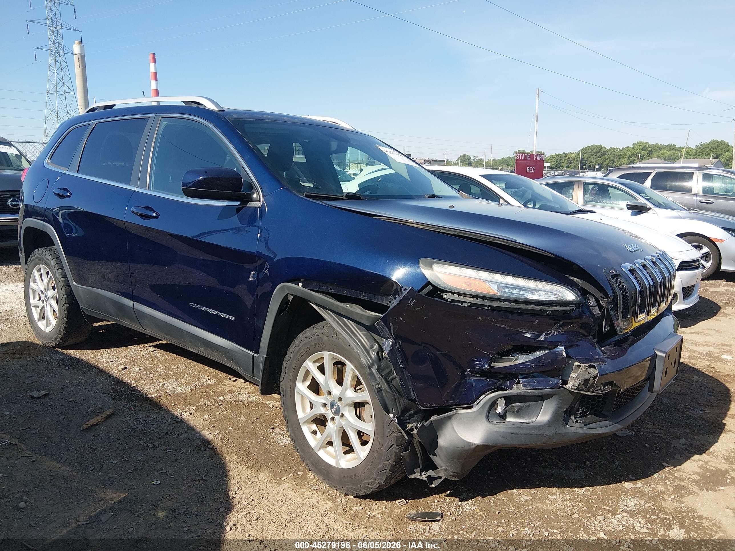2015 Jeep Cherokee Latitude Синий vin: 1C4PJMCSXFW682276
