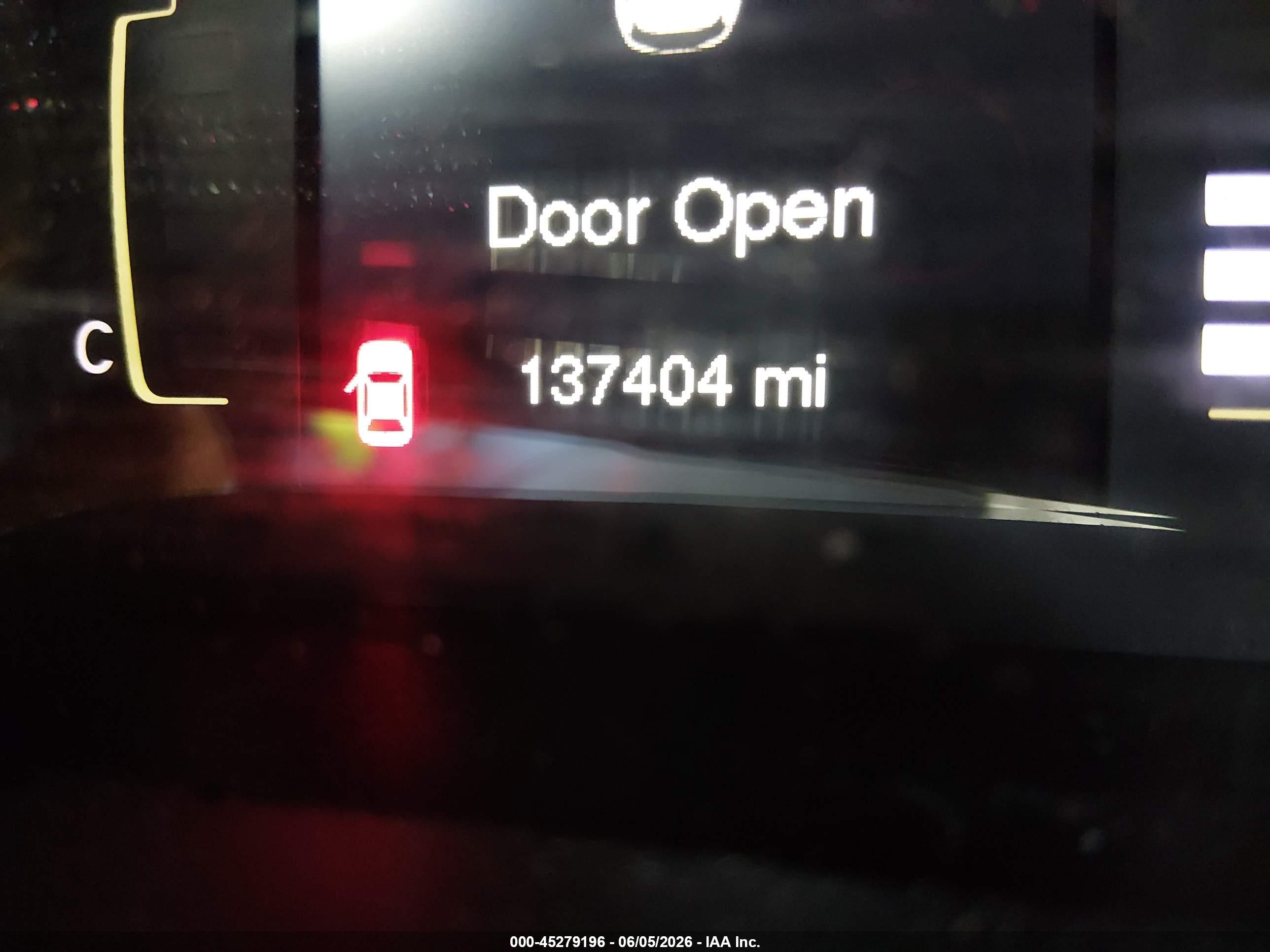 2015 Jeep Cherokee Latitude Синий vin: 1C4PJMCSXFW682276