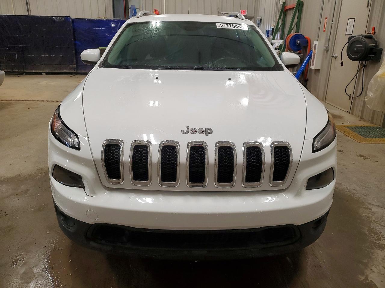 2018 Jeep Cherokee Latitude Белый vin: 1C4PJMCX7JD545392
