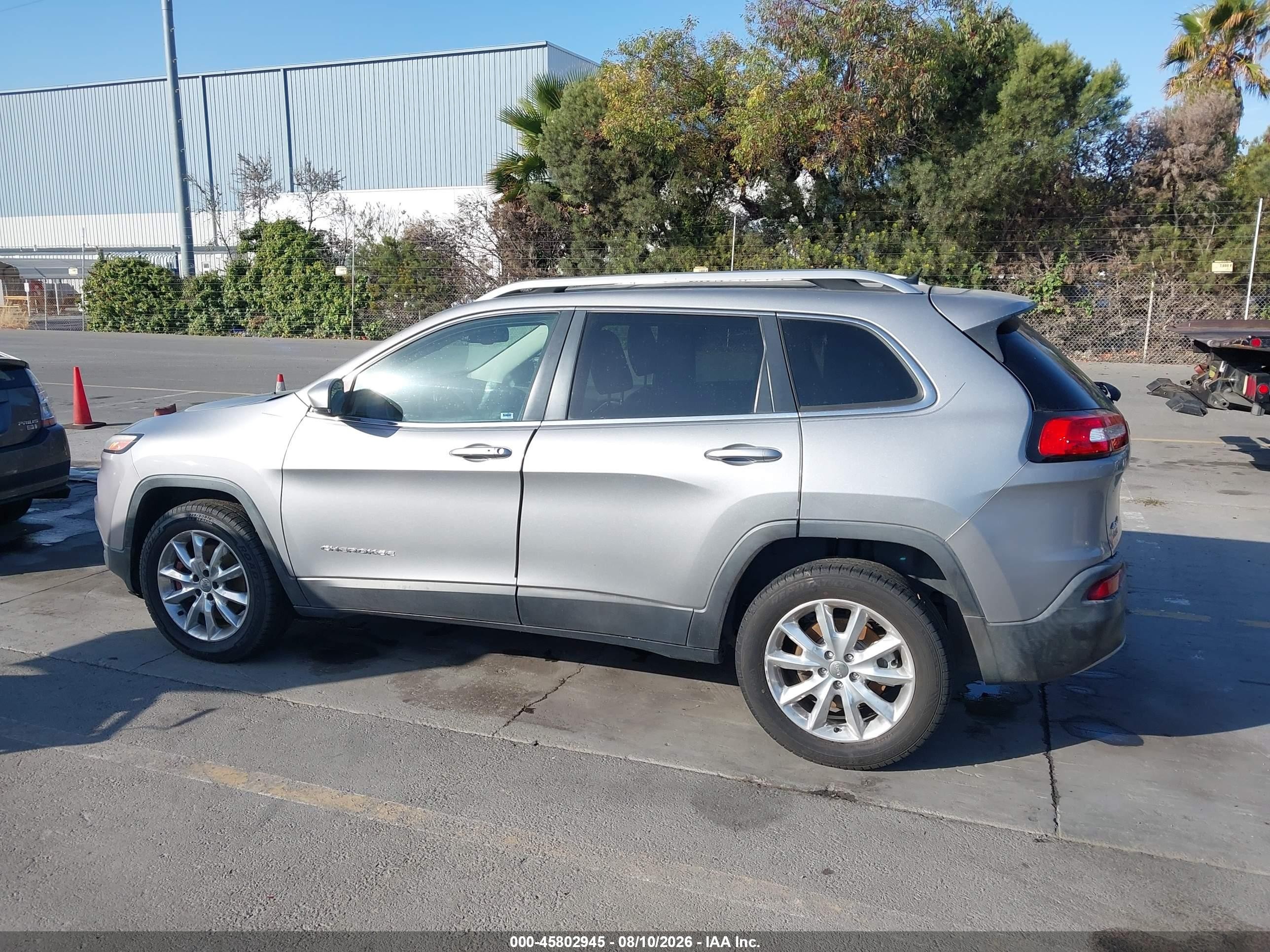 2015 Jeep Cherokee Limited Silver vin: 1C4PJMDB0FW538380