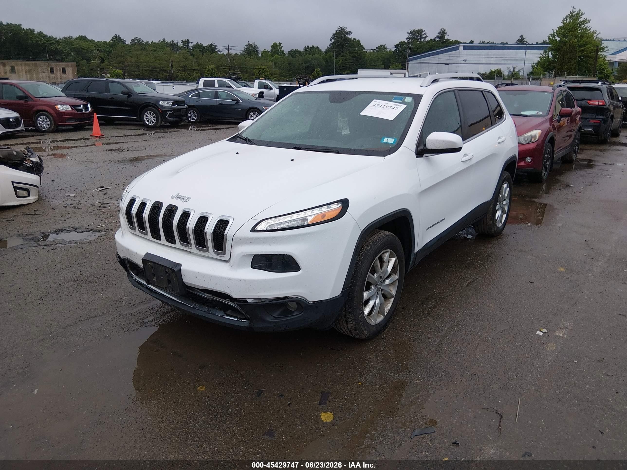 2015 Jeep Cherokee Limited White vin: 1C4PJMDB0FW711105