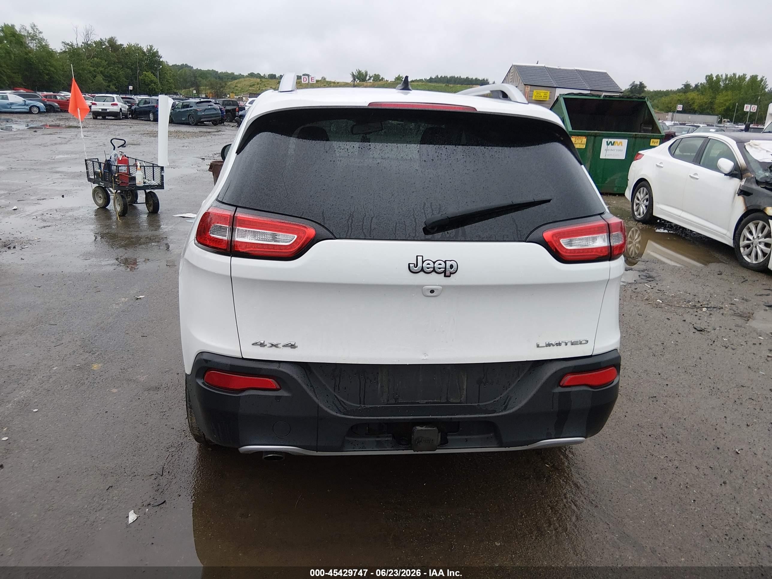 2015 Jeep Cherokee Limited White vin: 1C4PJMDB0FW711105