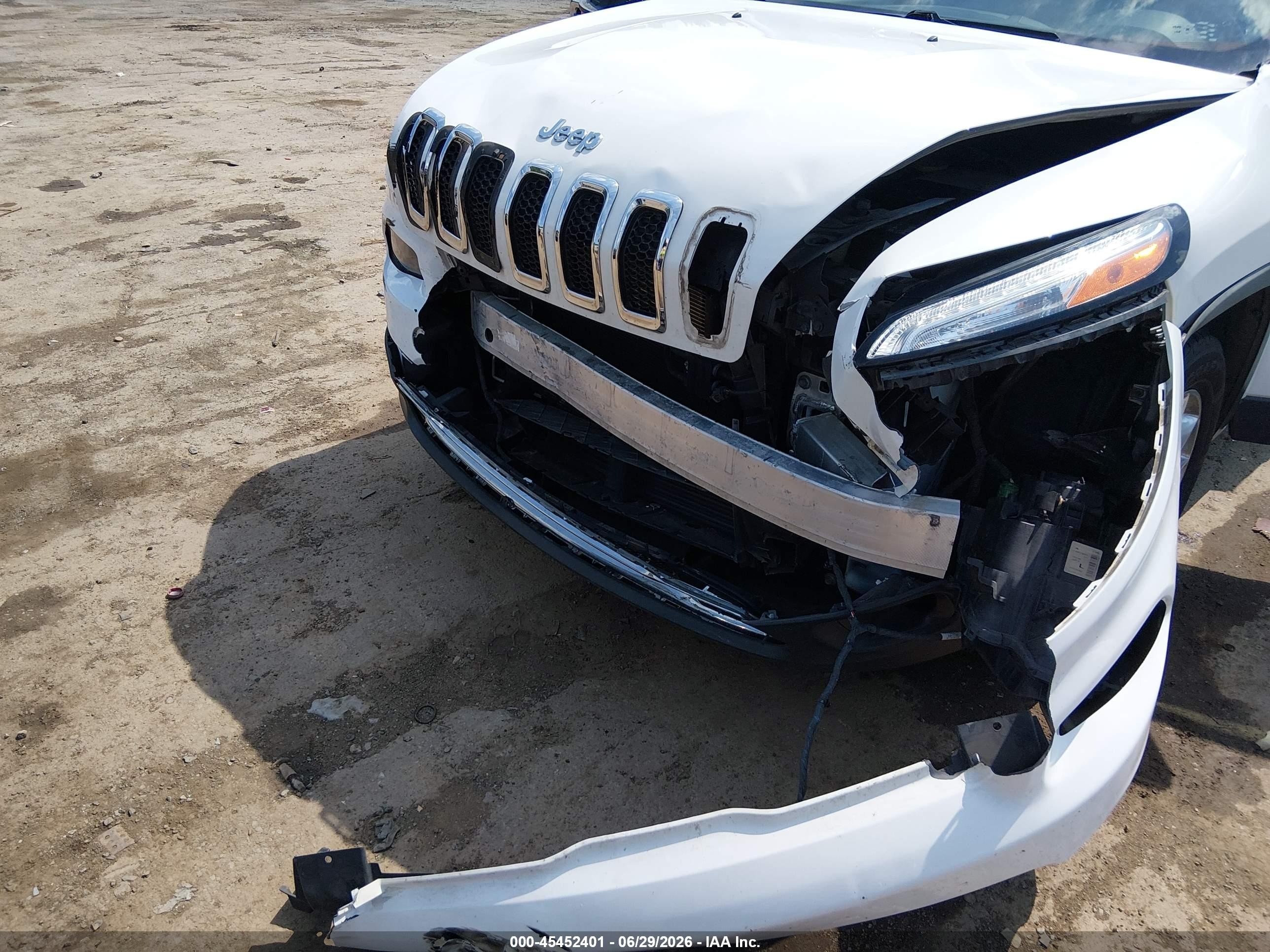 2015 Jeep Cherokee Limited White vin: 1C4PJMDB1FW610669