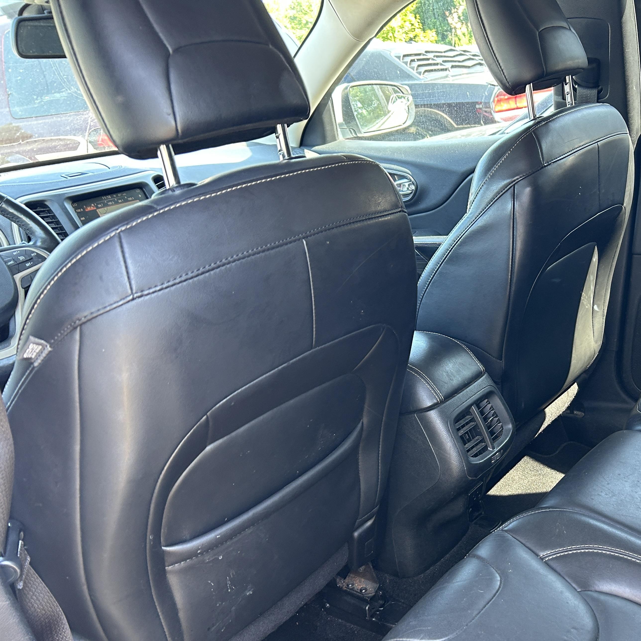 2015 Jeep Cherokee Limited vin: 1C4PJMDB1FW636334
