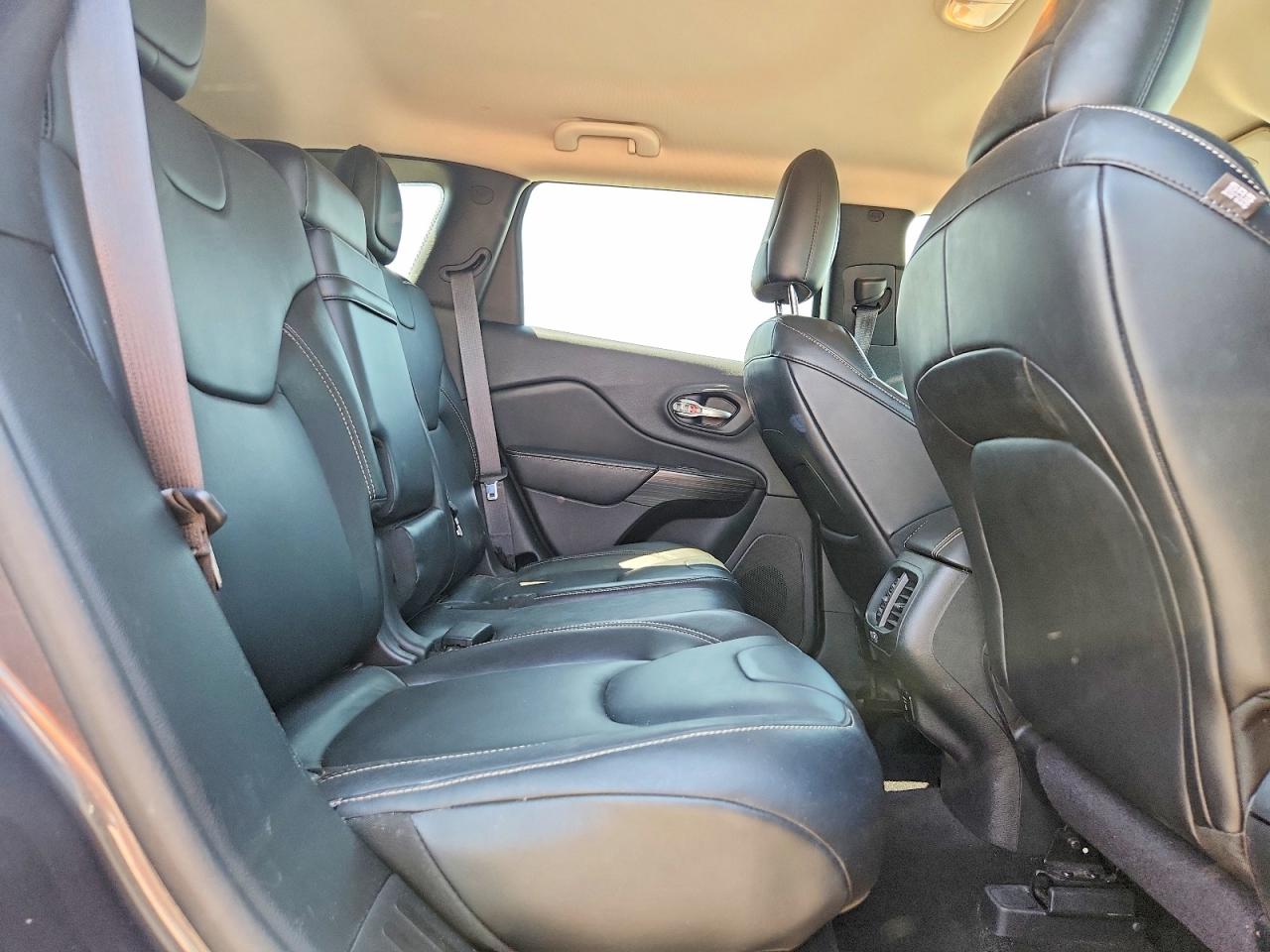 2015 Jeep Cherokee Limited Gray vin: 1C4PJMDB4FW512445