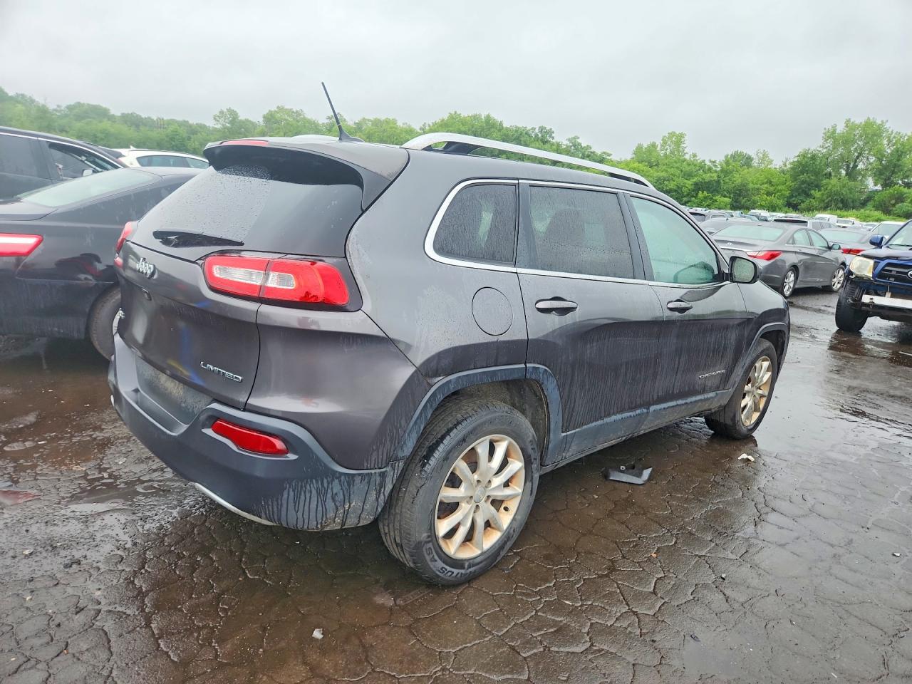 2015 Jeep Cherokee Limited Gray vin: 1C4PJMDB4FW599814