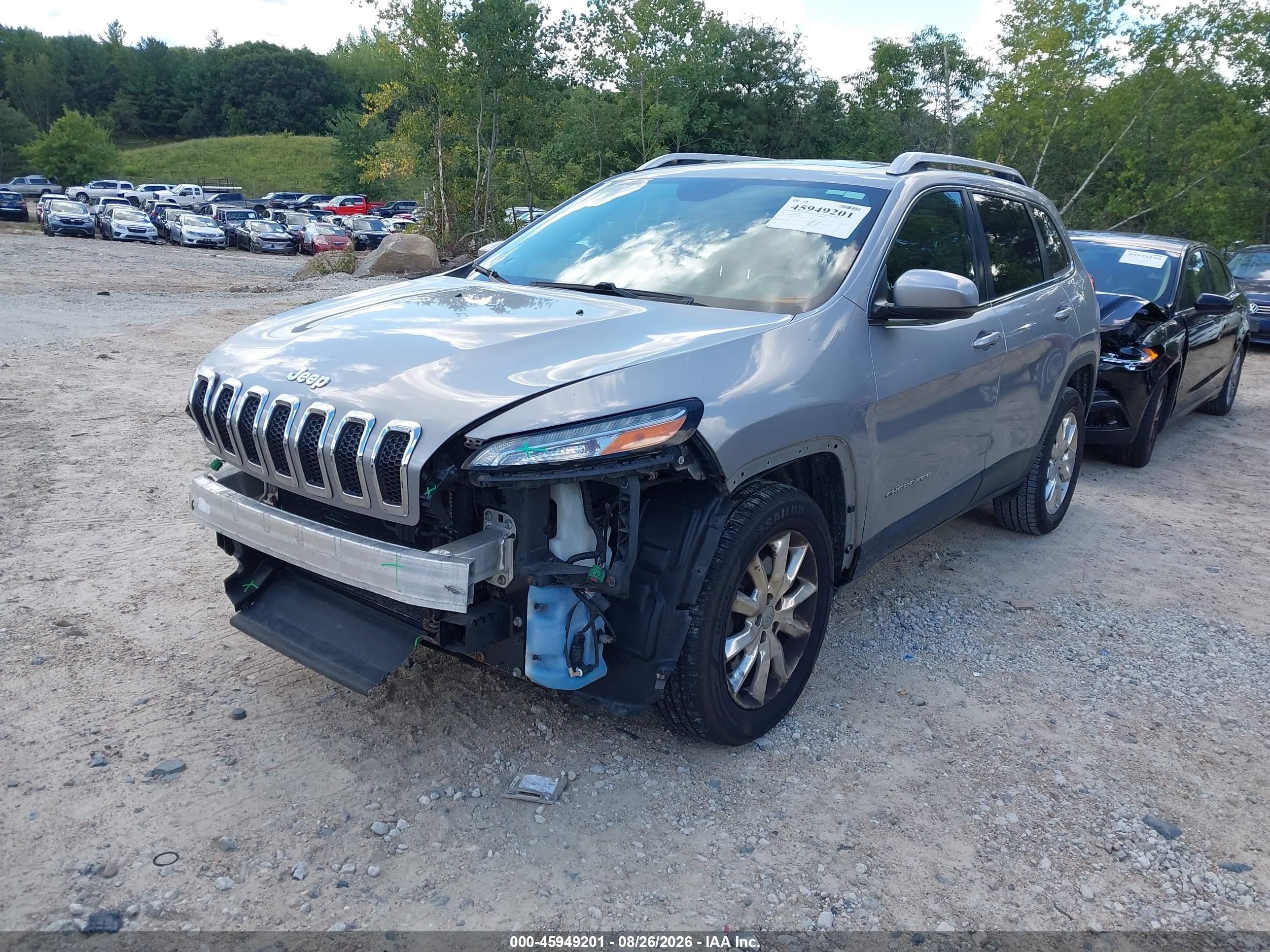 2015 Jeep Cherokee Limited Silver vin: 1C4PJMDB4FW728425