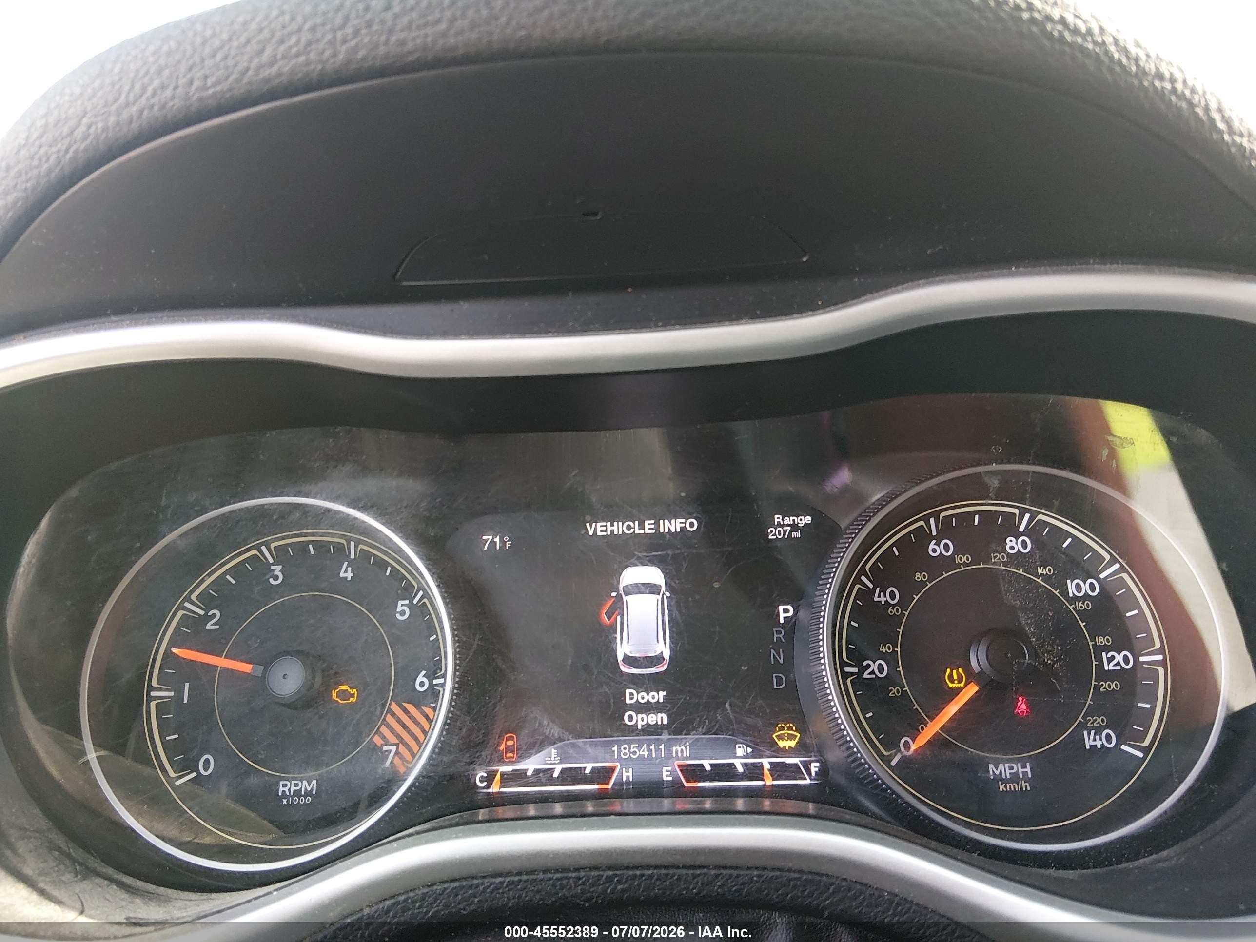 2015 Jeep Cherokee Limited Gold vin: 1C4PJMDB5FW557085
