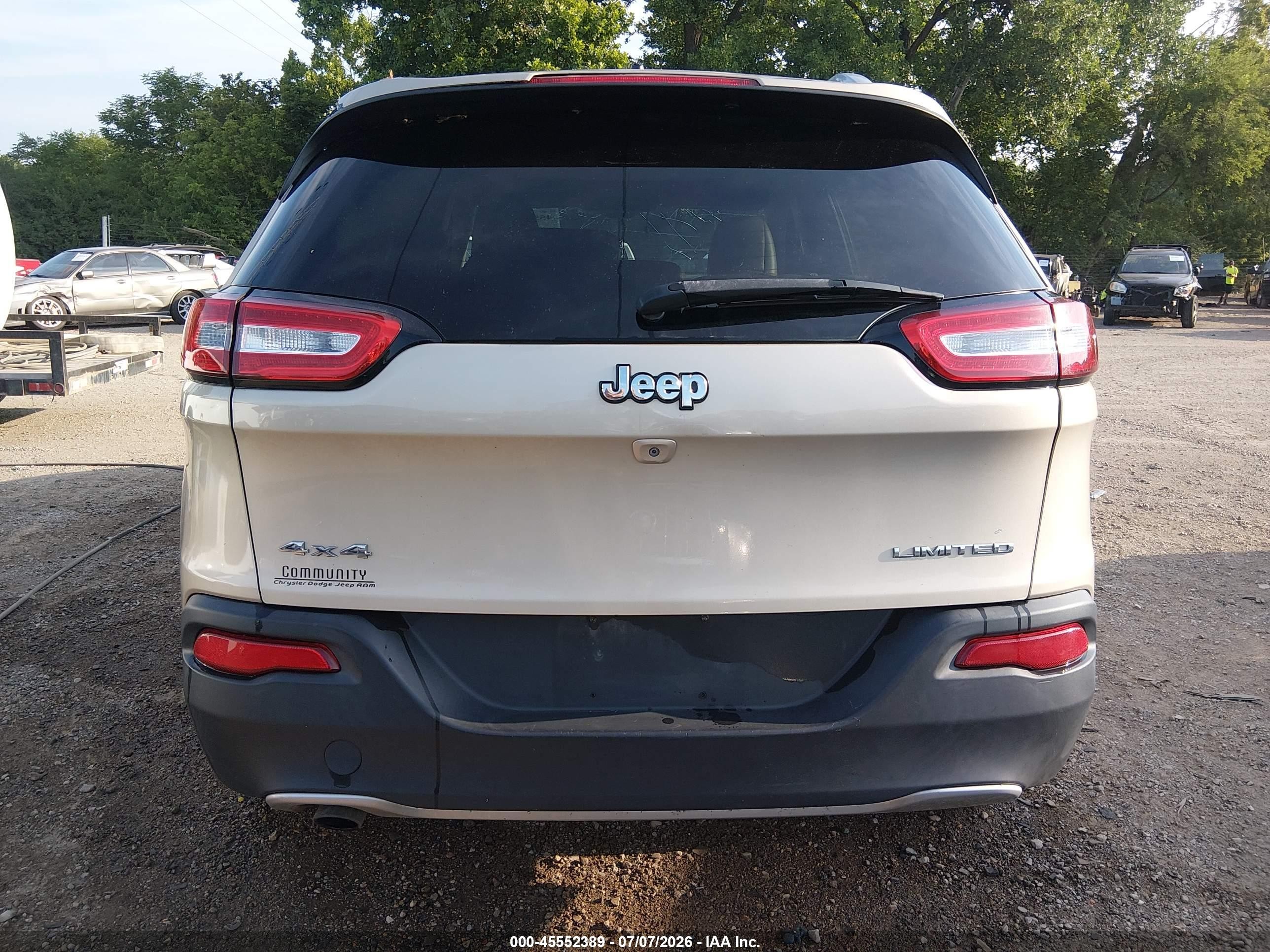 2015 Jeep Cherokee Limited Gold vin: 1C4PJMDB5FW557085