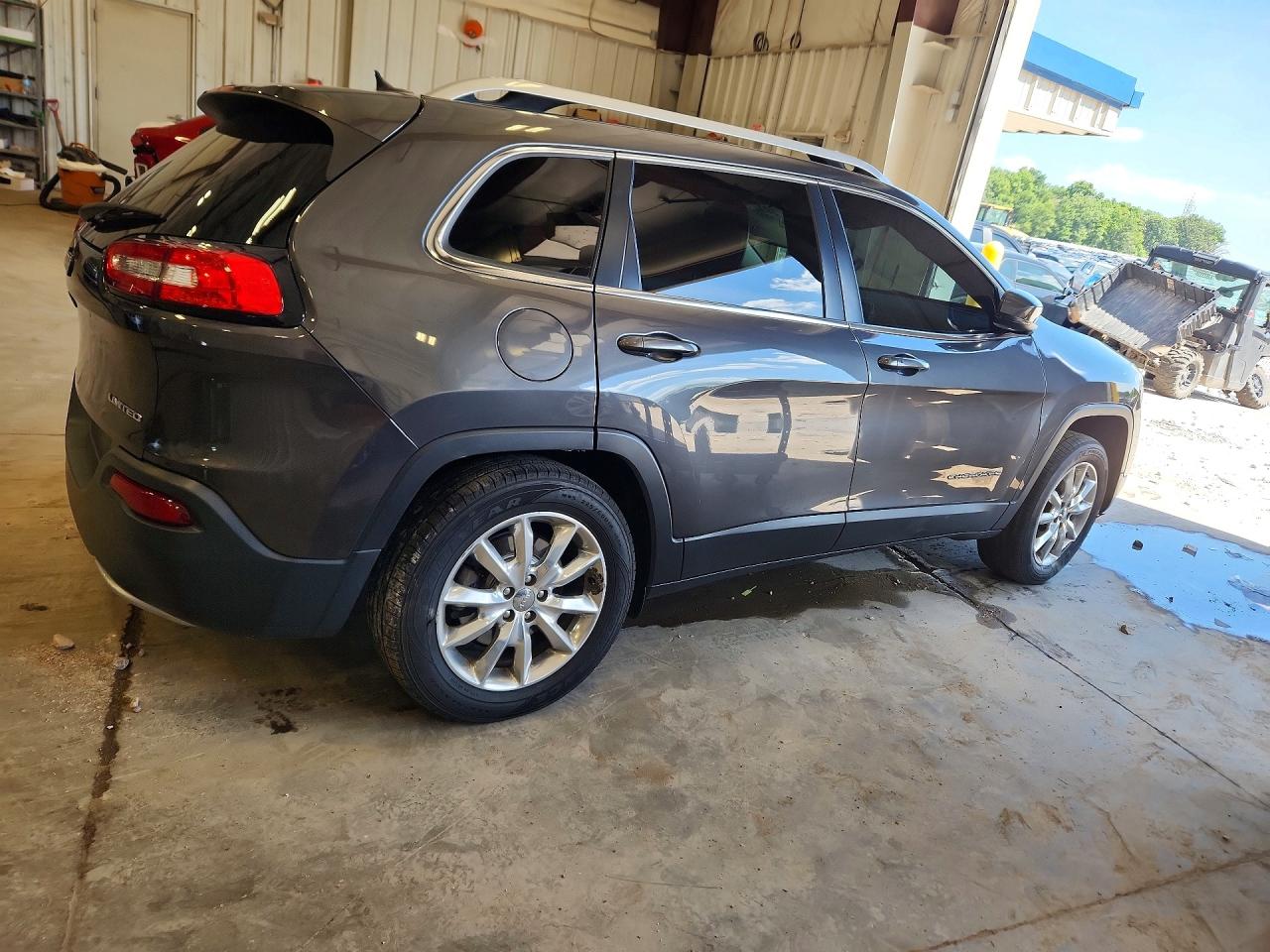 2015 Jeep Cherokee Limited Gray vin: 1C4PJMDB5FW698982