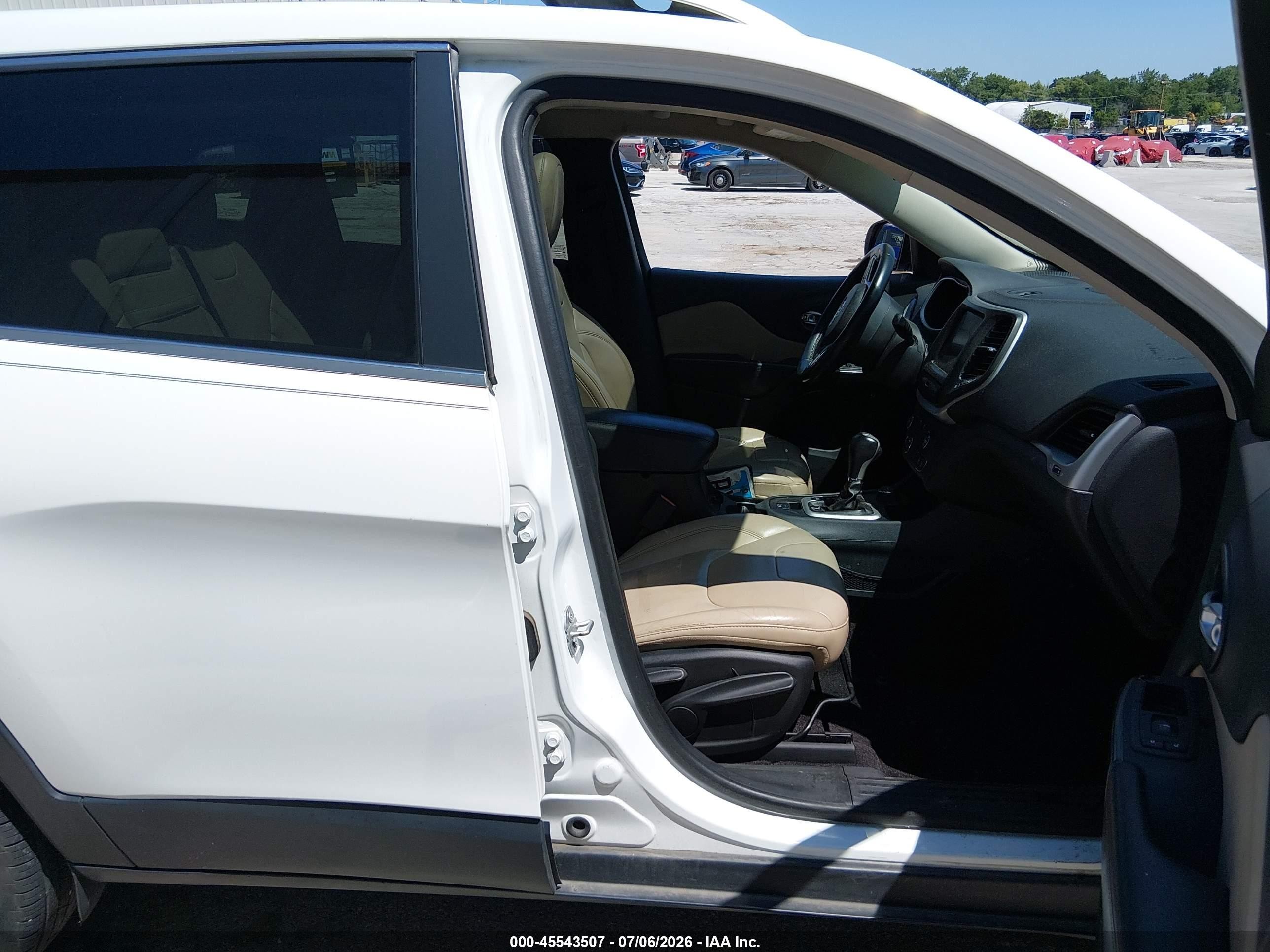 2016 Jeep Cherokee Limited White vin: 1C4PJMDB5GW170330