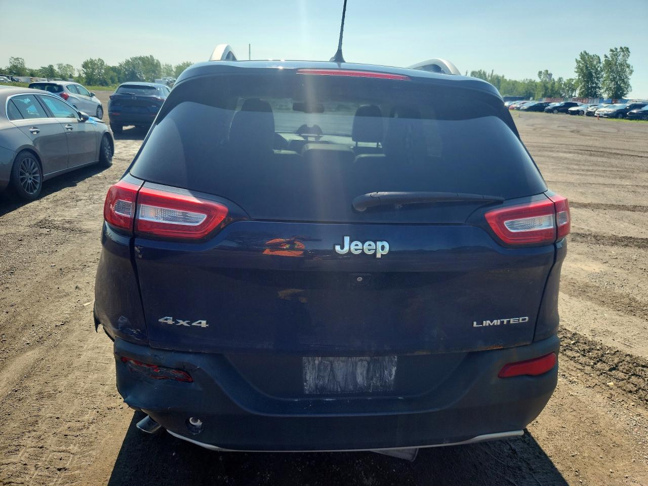 2015 Jeep Cherokee Limited Blue vin: 1C4PJMDB6FW509109