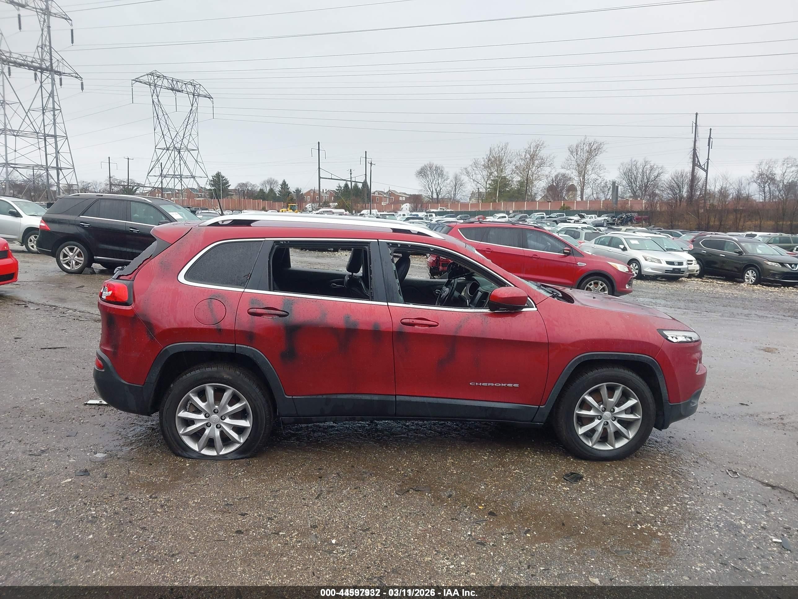 2017 Jeep Cherokee Limited 4x4 Красный vin: 1C4PJMDB6HD217331