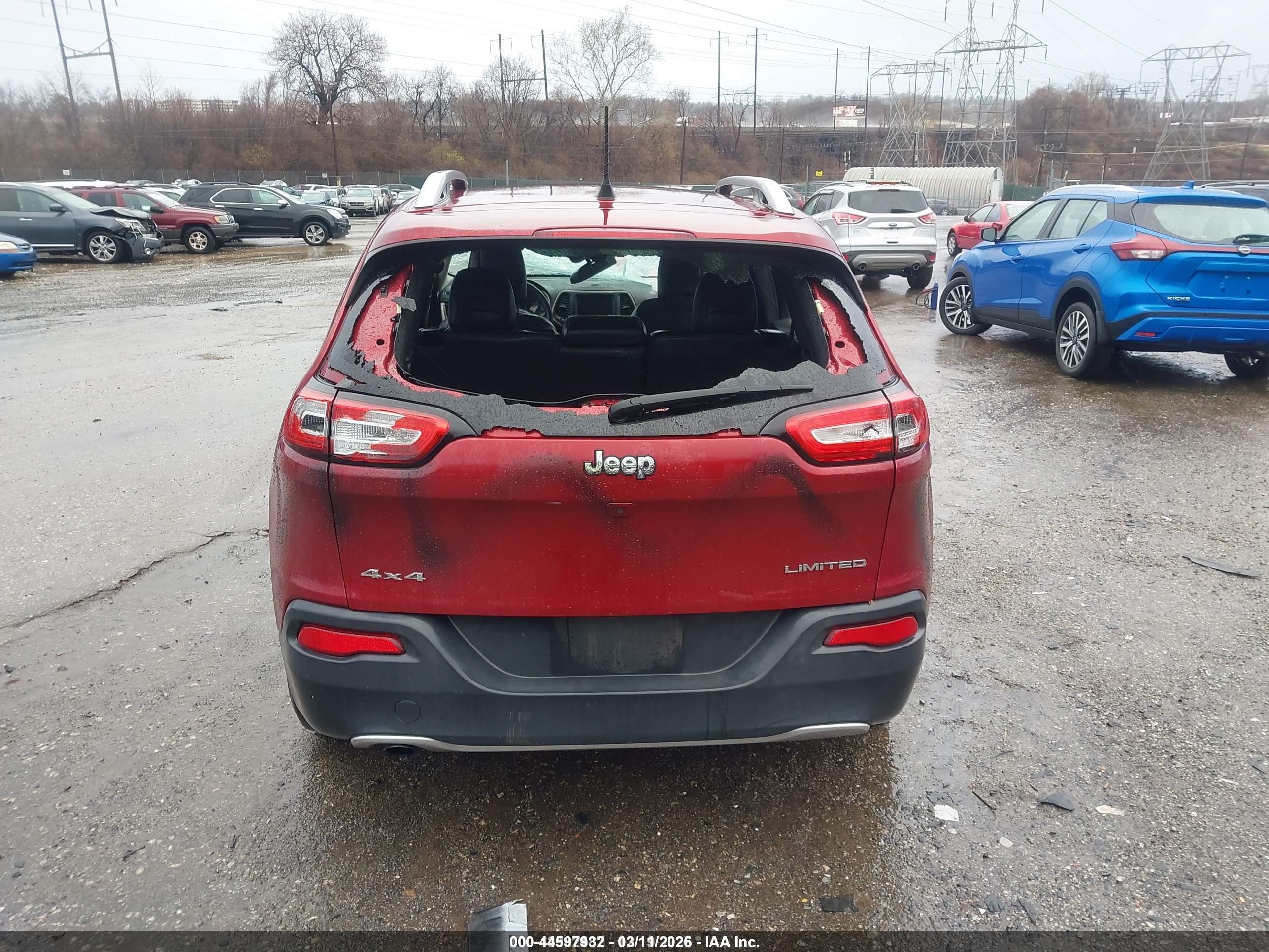 2017 Jeep Cherokee Limited 4x4 Красный vin: 1C4PJMDB6HD217331