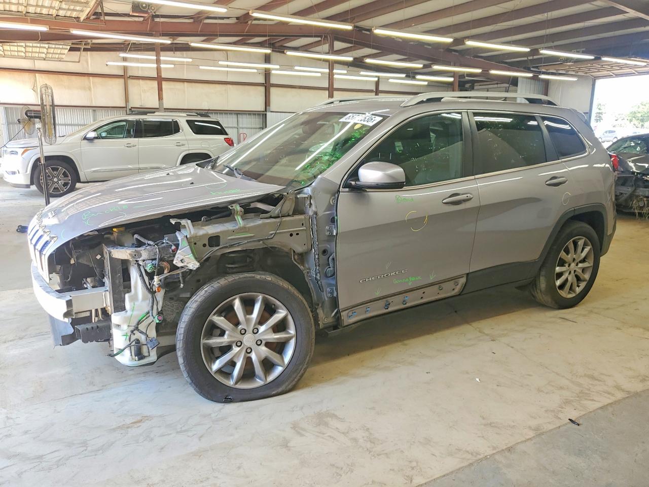 2018 Jeep Cherokee Limited Silver vin: 1C4PJMDB7JD564396
