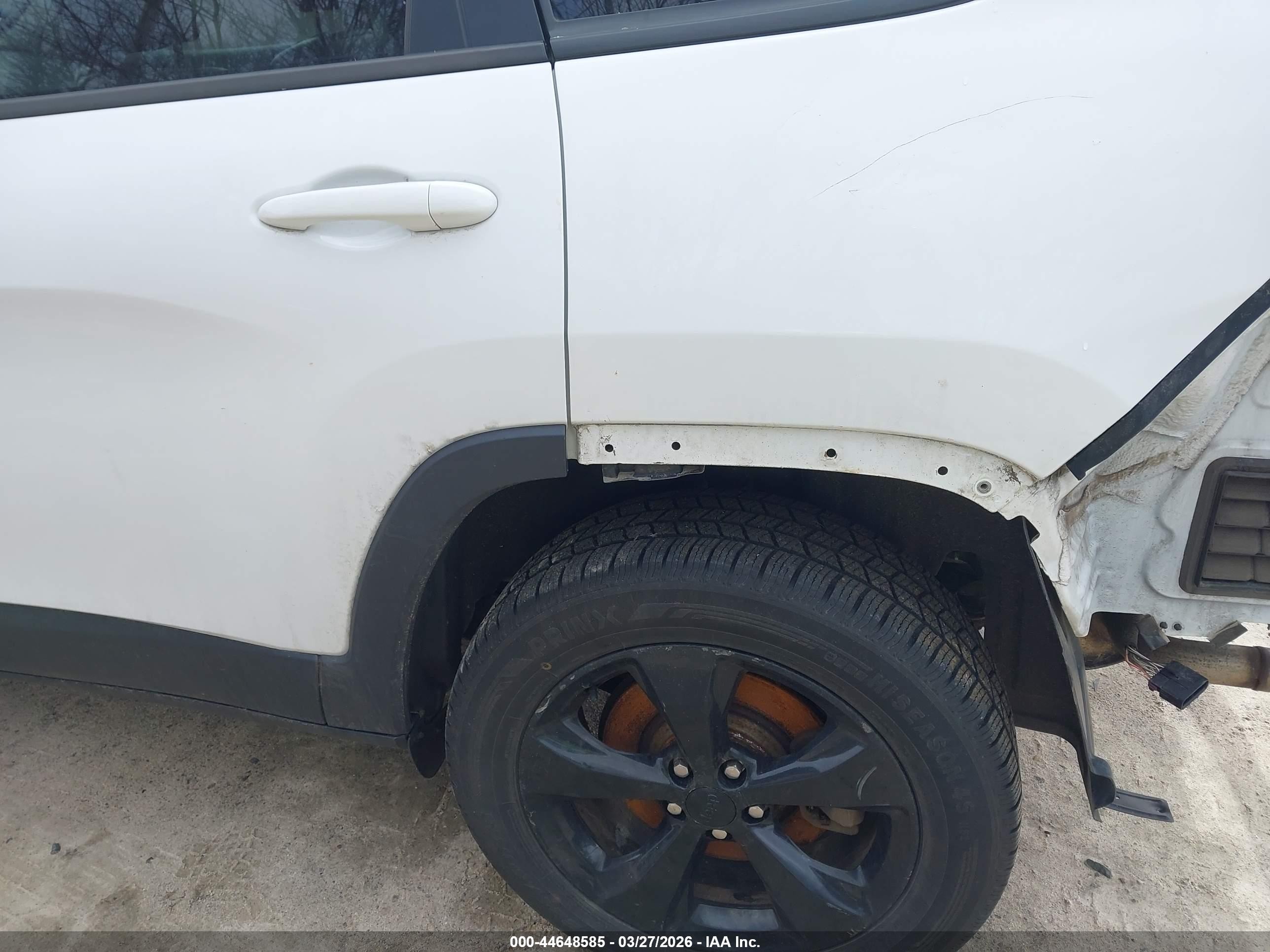 2018 Jeep Cherokee Limited 4x4 White vin: 1C4PJMDB7JD603178