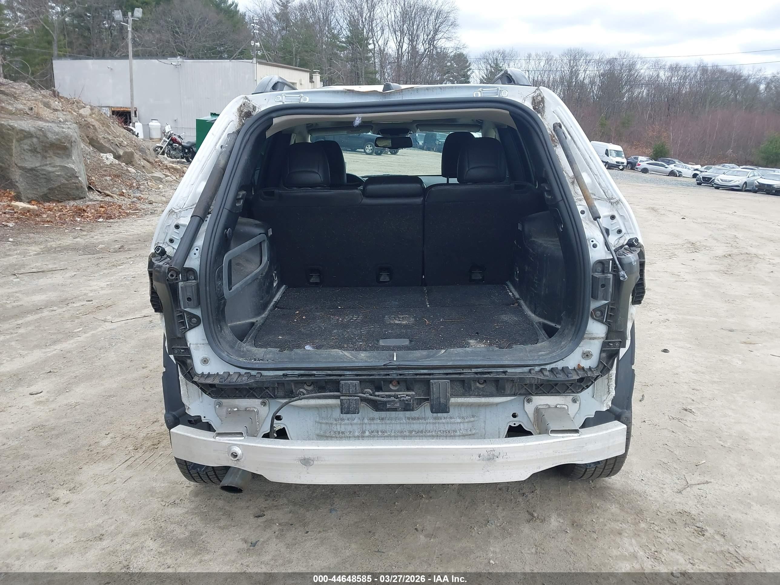 2018 Jeep Cherokee Limited 4x4 White vin: 1C4PJMDB7JD603178