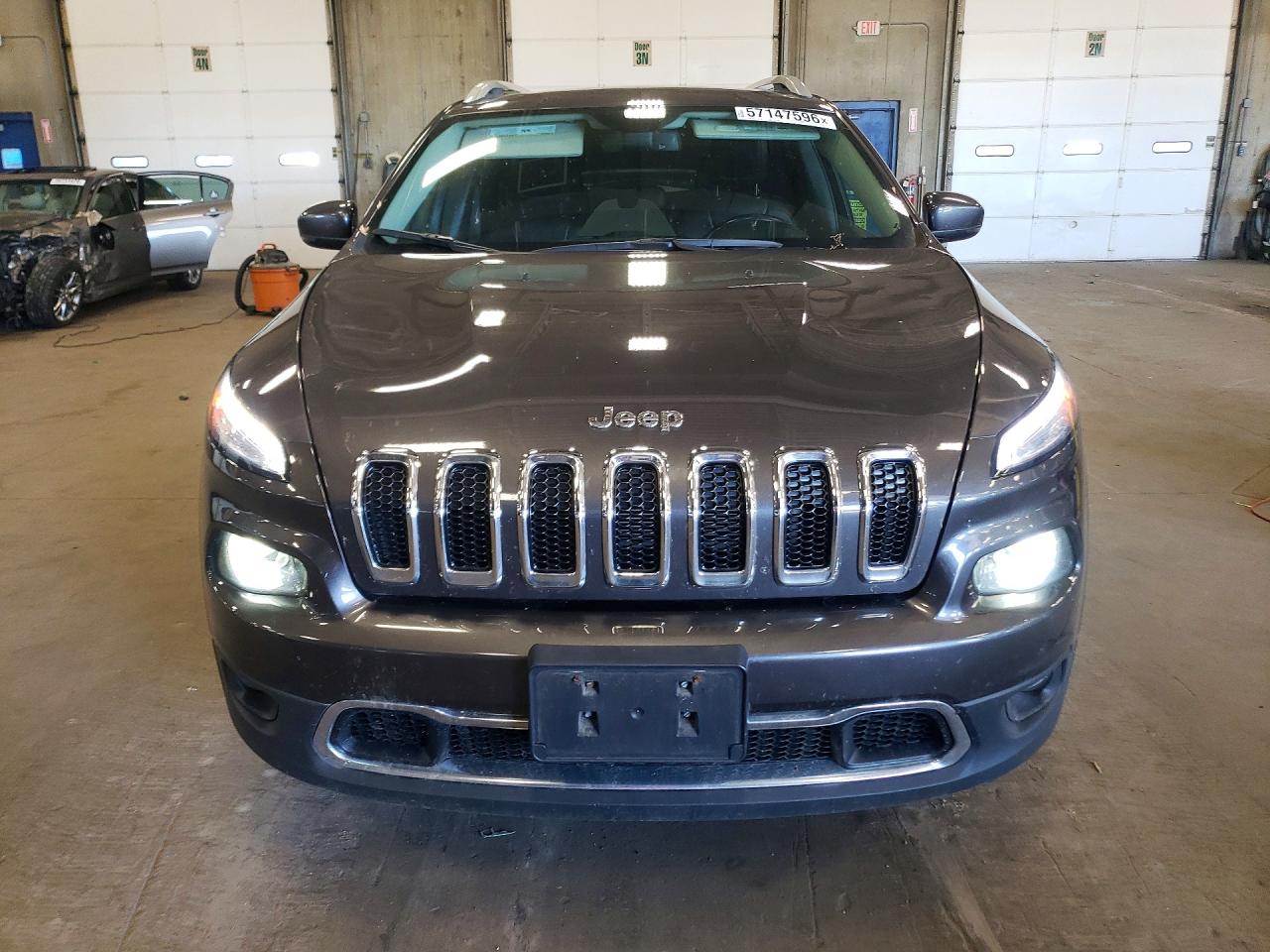 2018 Jeep Cherokee Limited Gray vin: 1C4PJMDB8JD559739