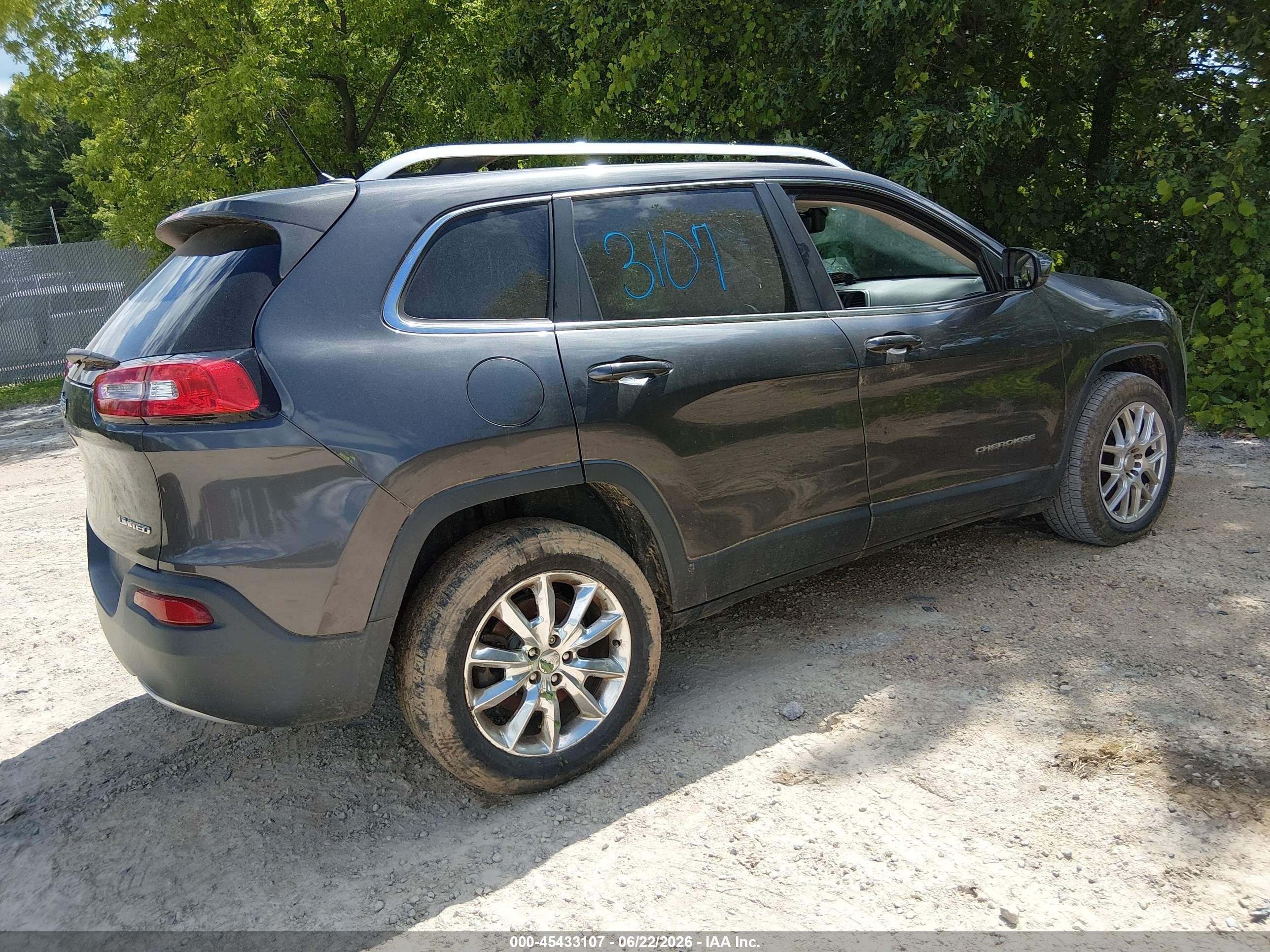 2015 Jeep Cherokee Limited Gray vin: 1C4PJMDBXFW512482