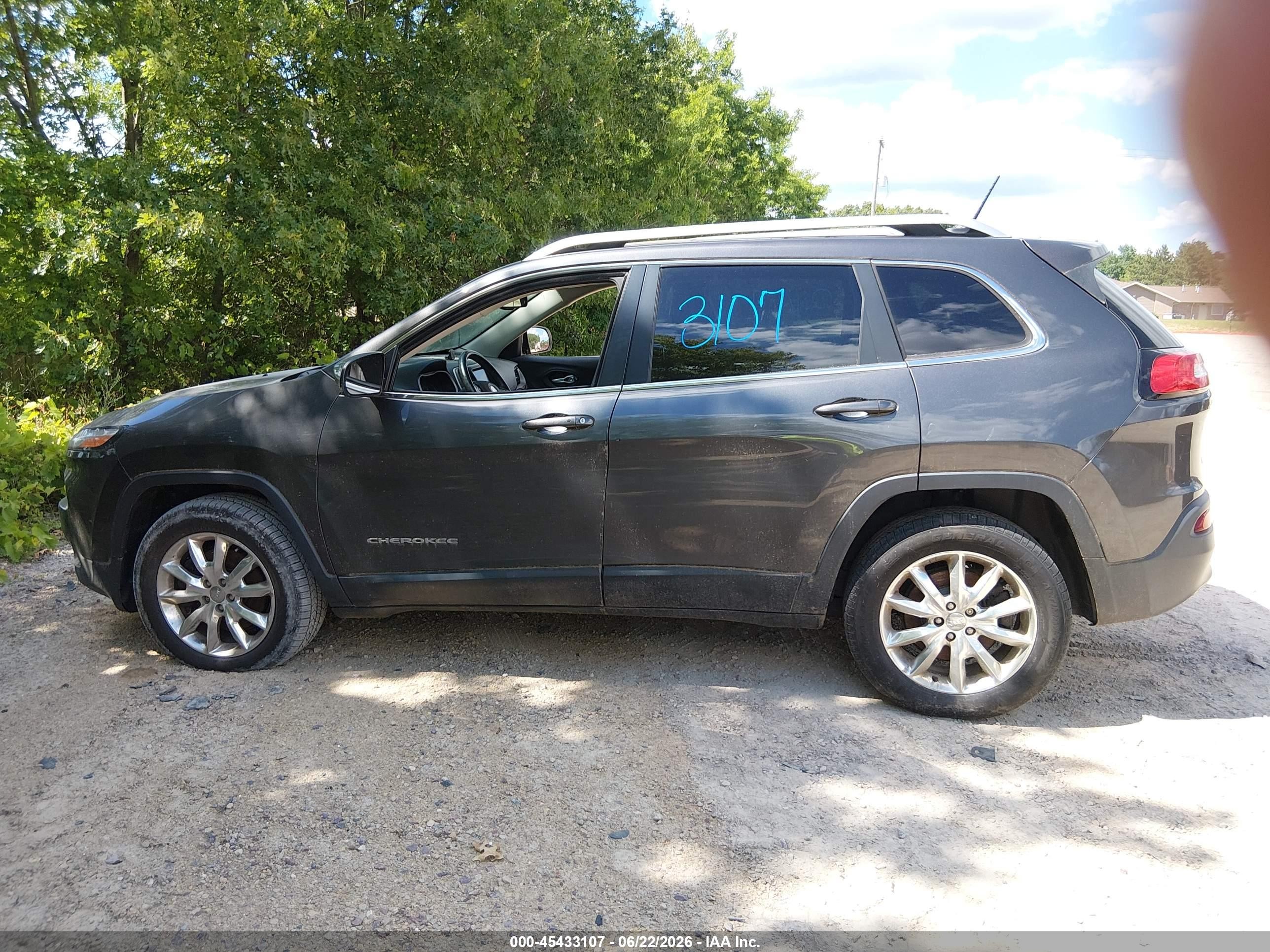 2015 Jeep Cherokee Limited Gray vin: 1C4PJMDBXFW512482