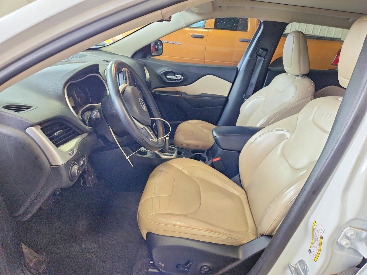 2015 Jeep Cherokee Limited White vin: 1C4PJMDBXFW640981
