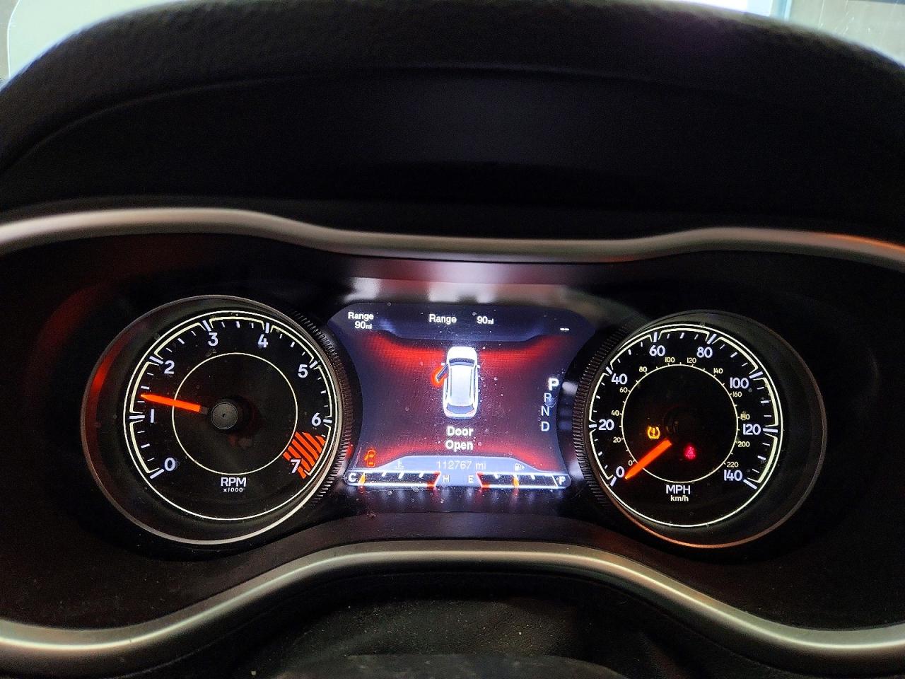 2015 Jeep Cherokee Limited White vin: 1C4PJMDBXFW640981