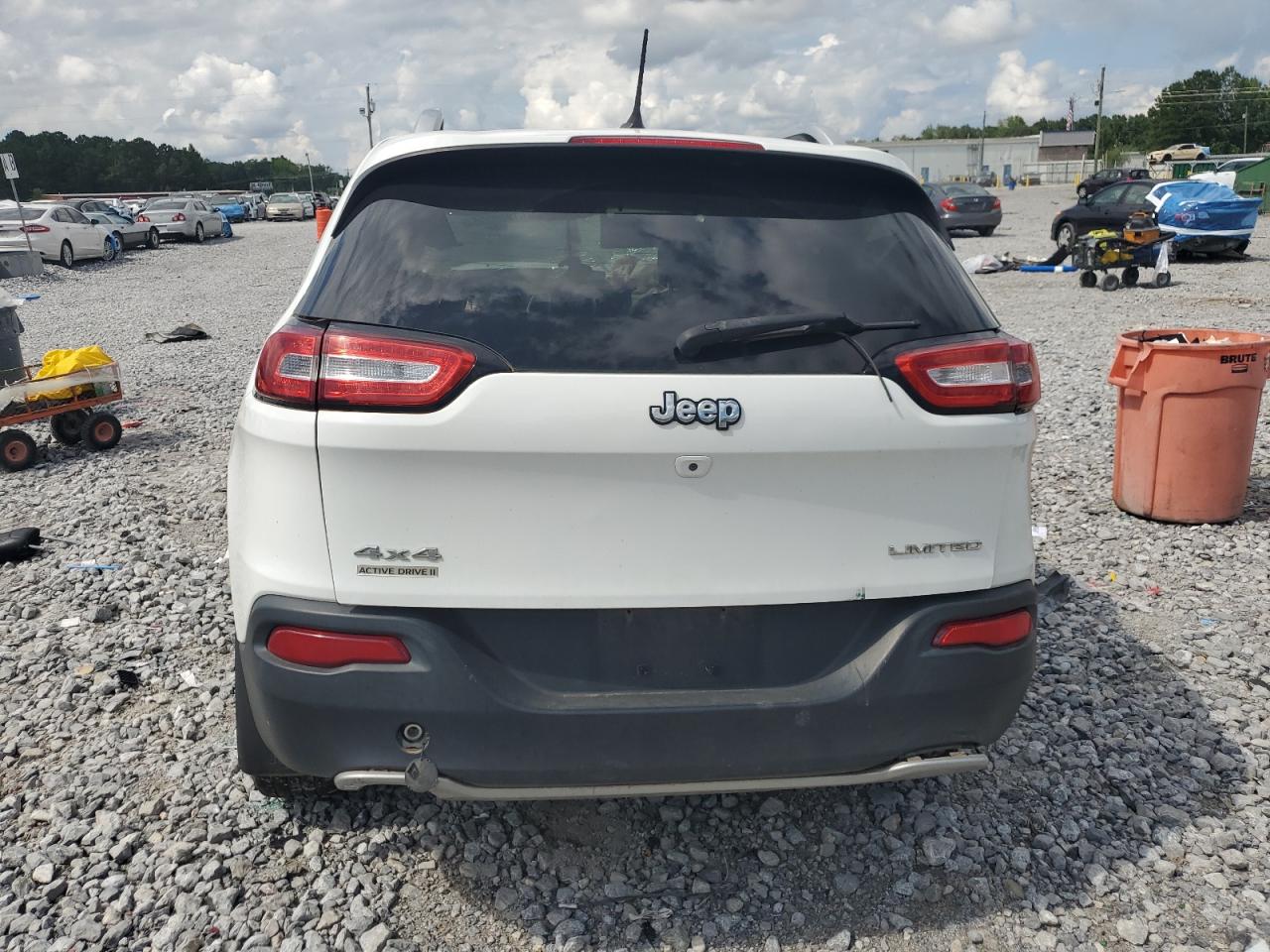 2015 Jeep Cherokee Limited White vin: 1C4PJMDBXFW737016