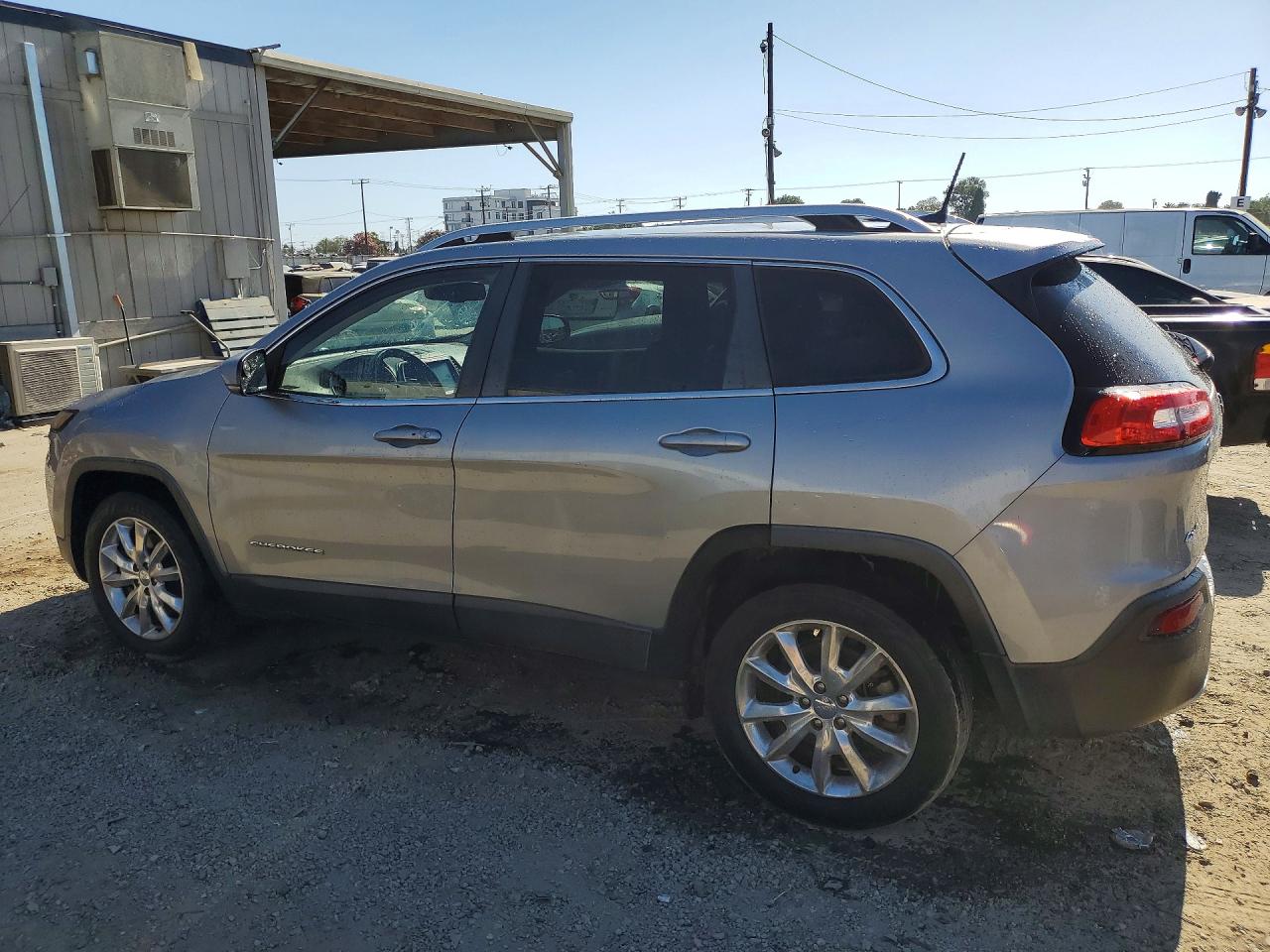 2016 Jeep Cherokee Limited Silver vin: 1C4PJMDBXGW326071