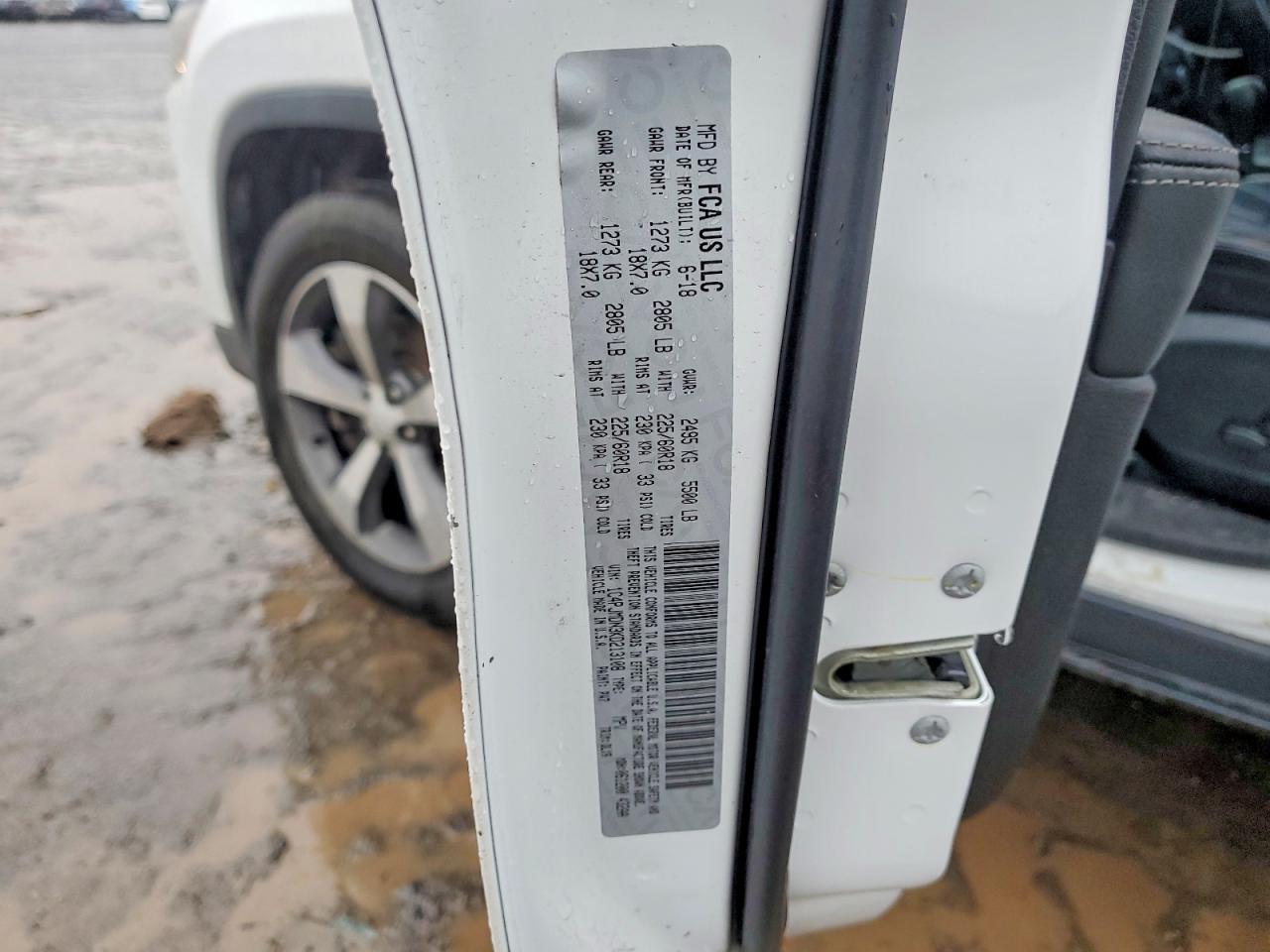 2019 Jeep Cherokee Limited White vin: 1C4PJMDN3KD213108