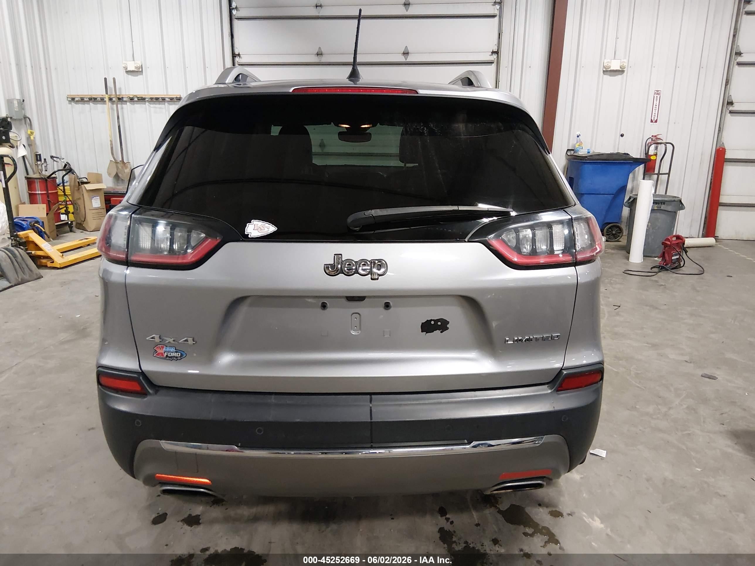 2019 Jeep Cherokee Limited 4x4 Серый vin: 1C4PJMDN9KD180549