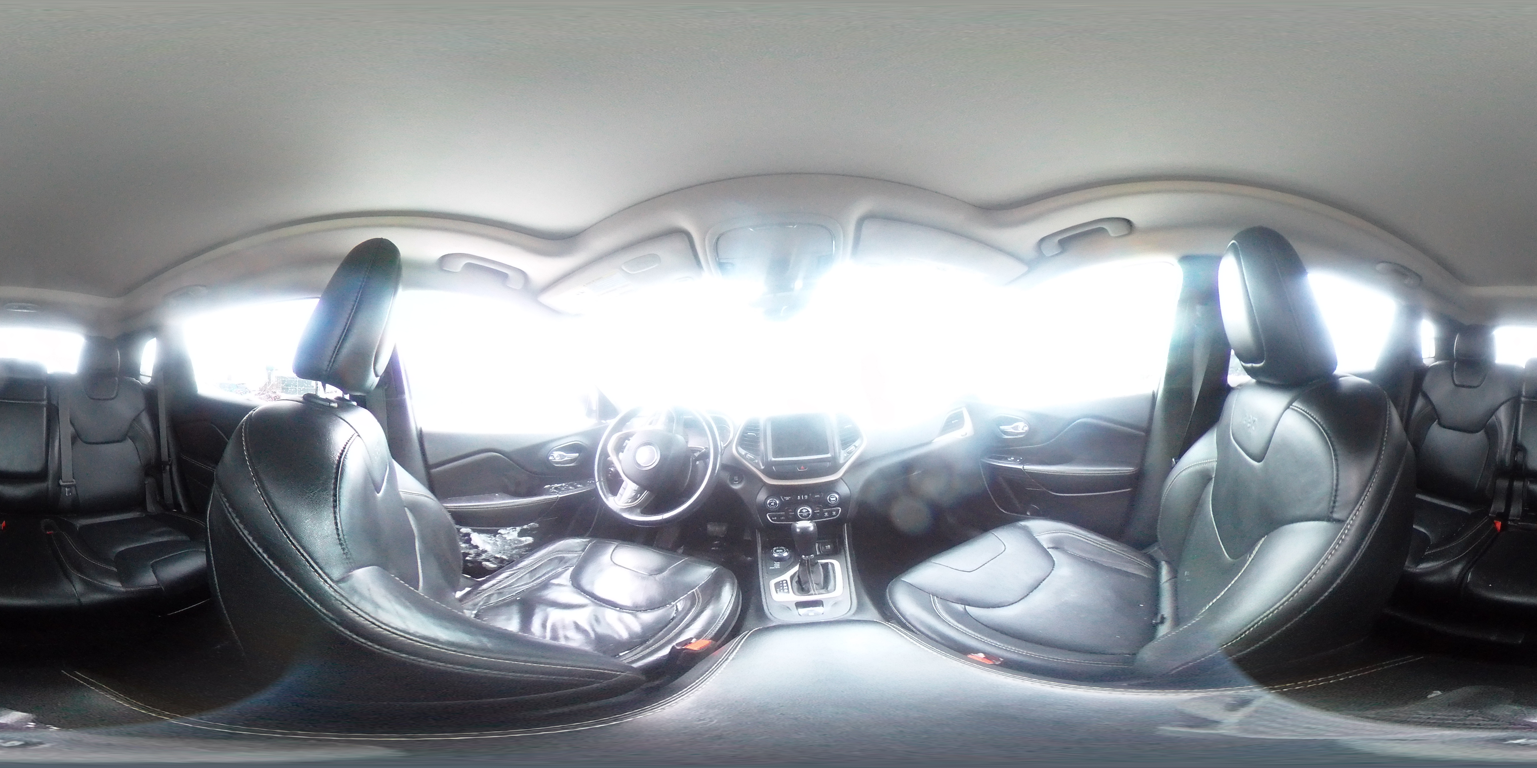 2015 Jeep Cherokee Limited Серебряный vin: 1C4PJMDS0FW512927