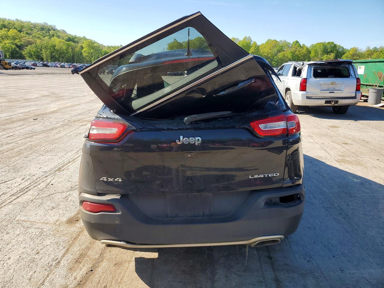 2015 Jeep Cherokee Limited Black vin: 1C4PJMDS0FW667039