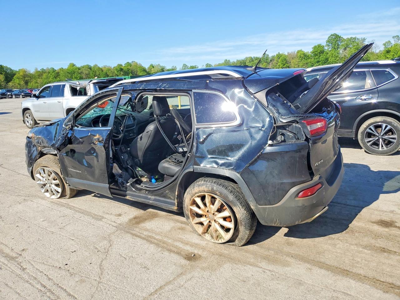2015 Jeep Cherokee Limited Black vin: 1C4PJMDS0FW667039