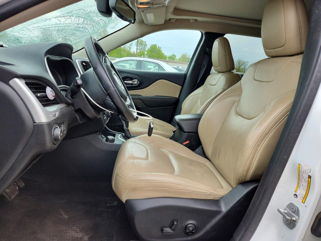 2015 Jeep Cherokee Limited White vin: 1C4PJMDS0FW682401