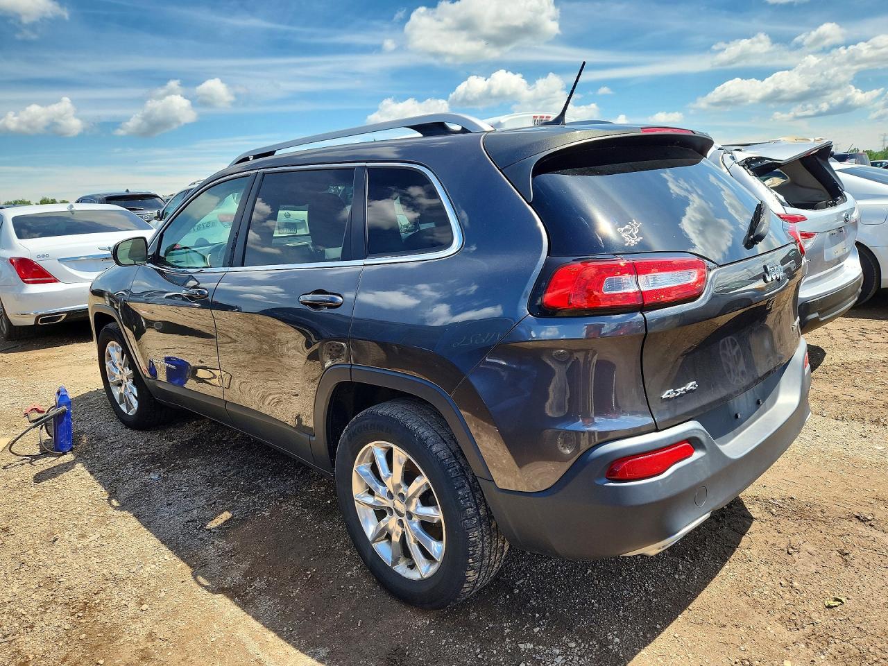 2015 Jeep Cherokee Limited Серый vin: 1C4PJMDS1FW646474