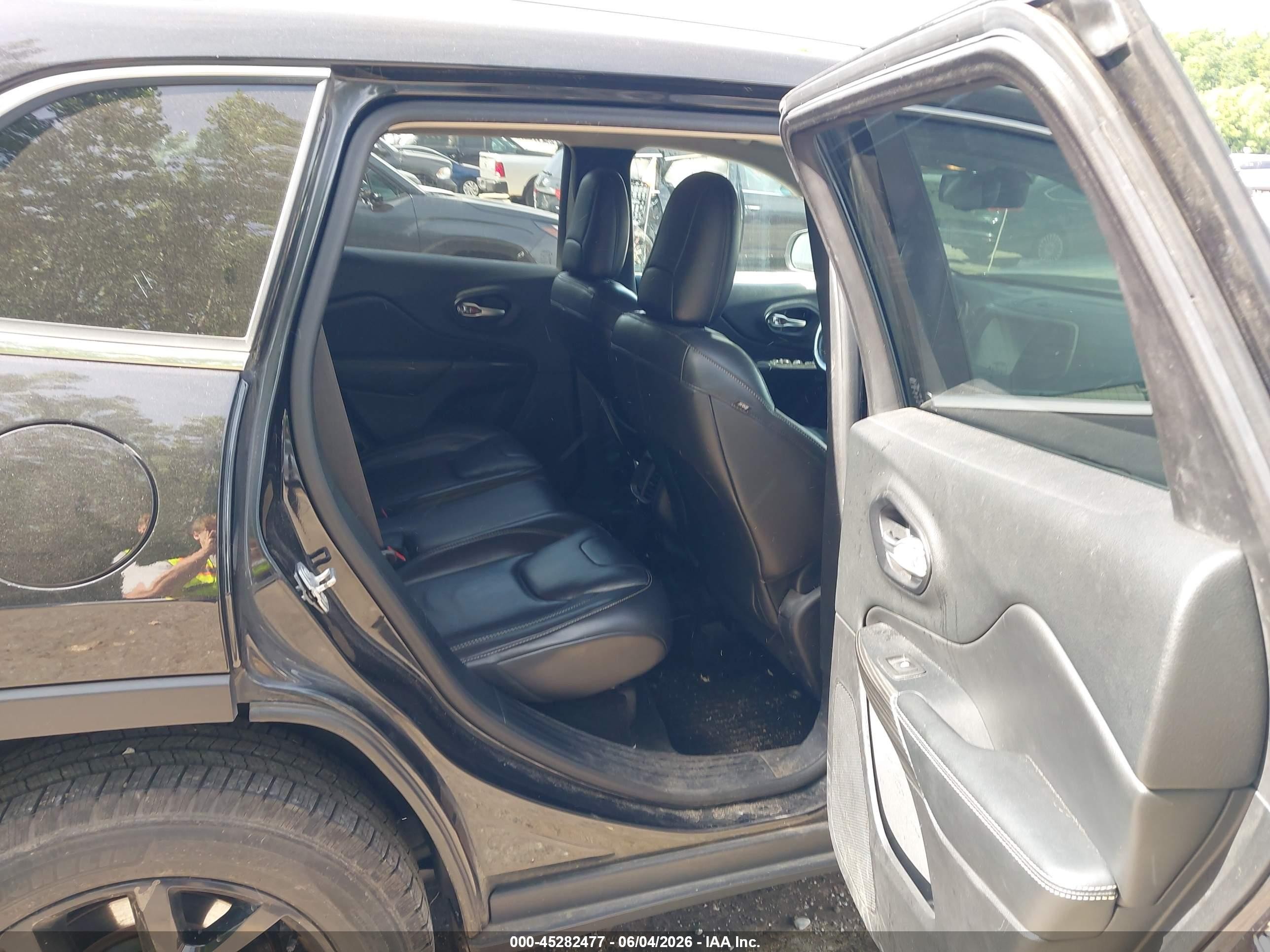2015 Jeep Cherokee Limited Black vin: 1C4PJMDS1FW718984
