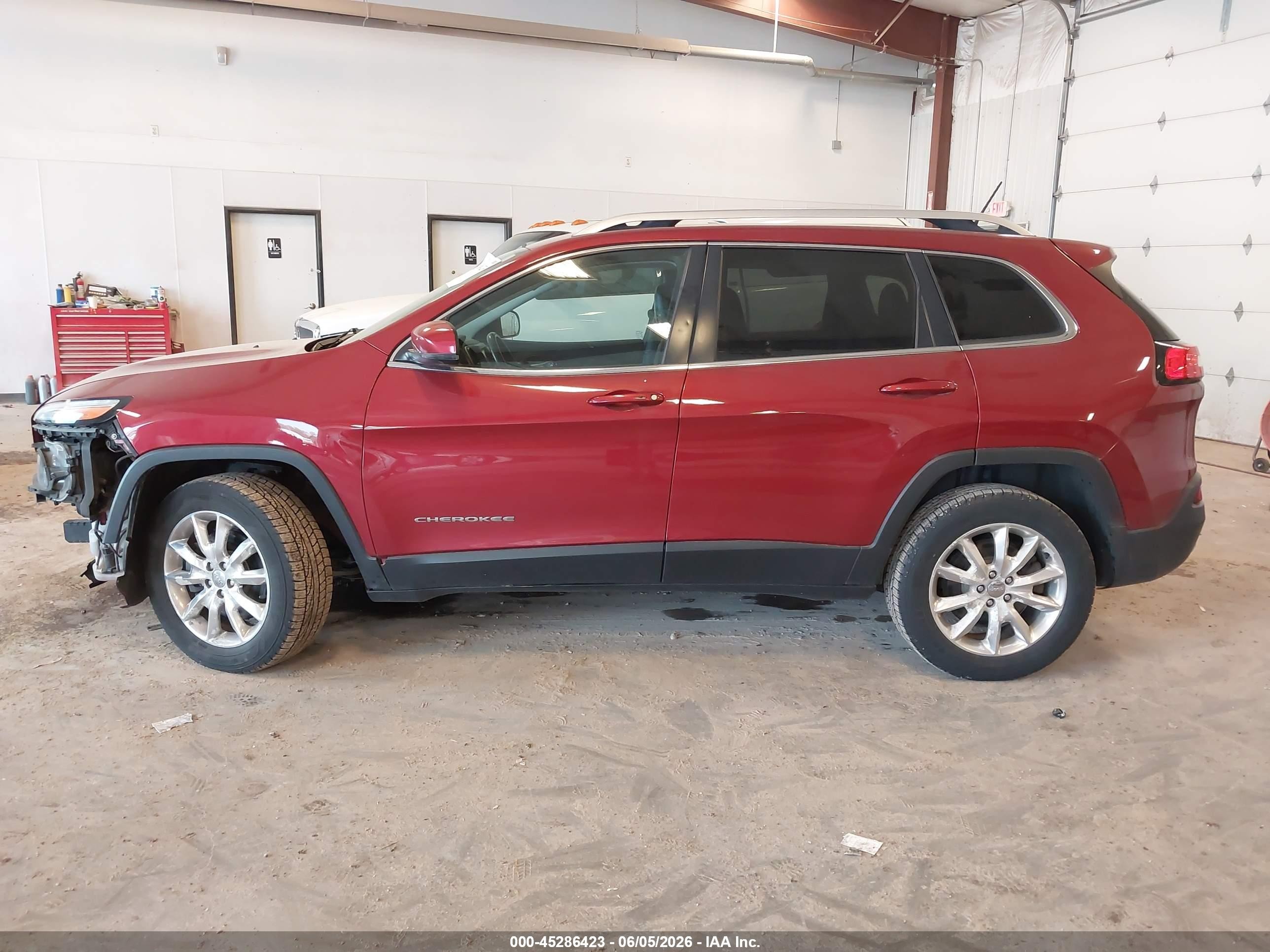 2015 Jeep Cherokee Limited Red vin: 1C4PJMDS1FW790106