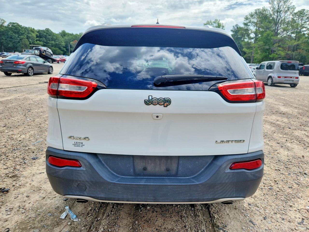 2014 Jeep Cherokee Limited White vin: 1C4PJMDS2EW197711