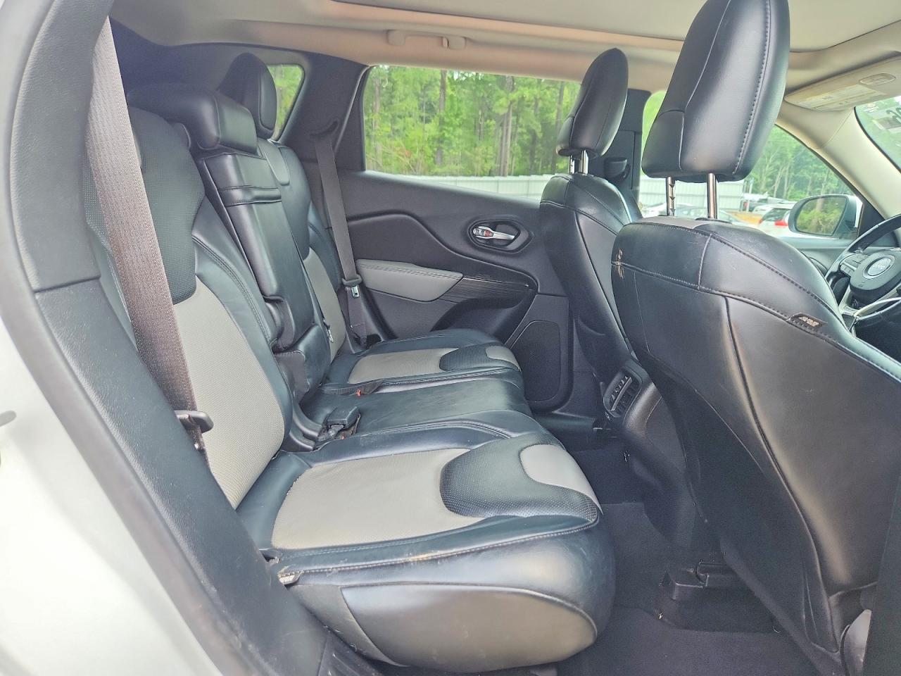 2014 Jeep Cherokee Limited White vin: 1C4PJMDS2EW197711