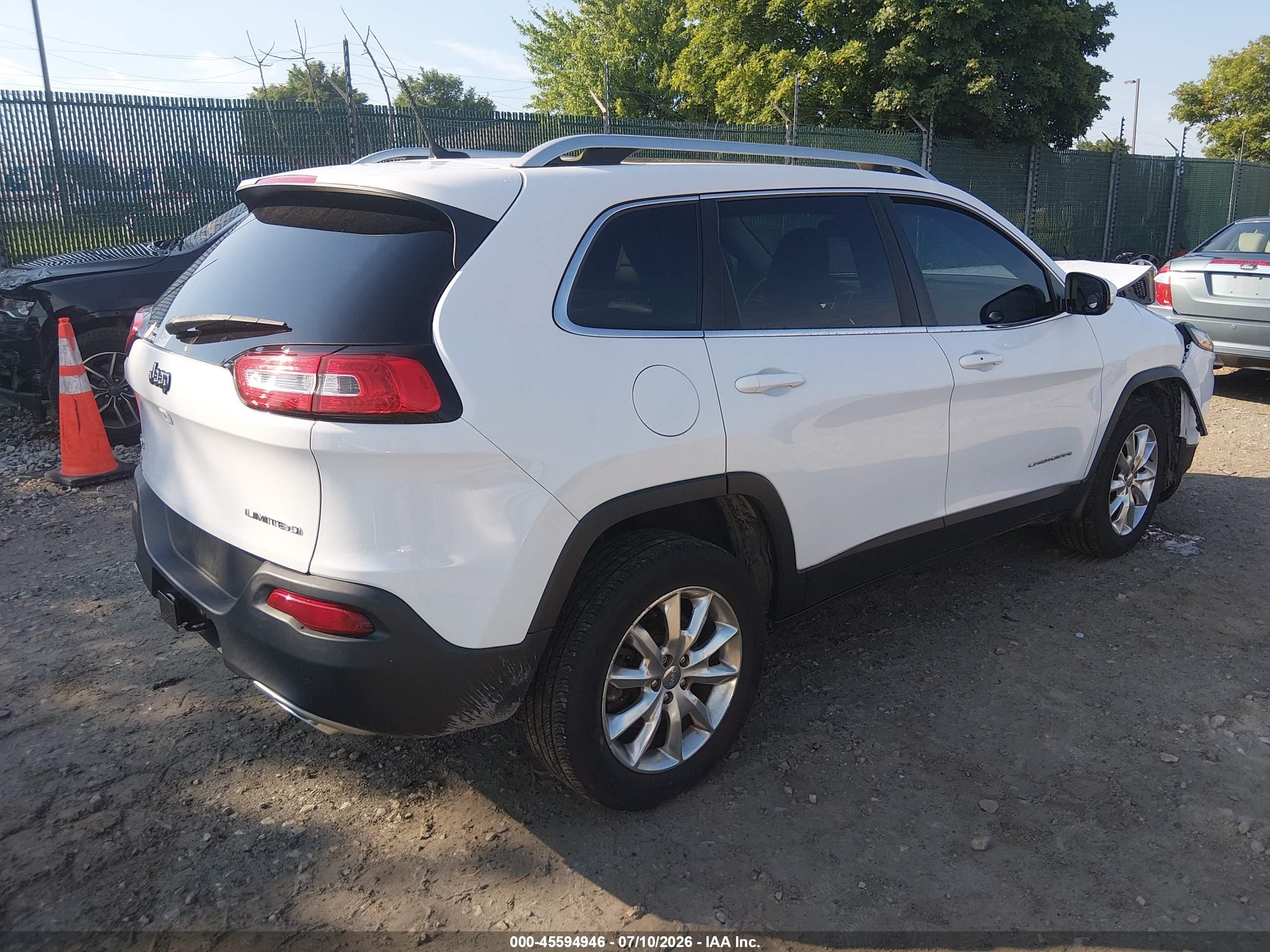 2015 Jeep Cherokee Limited White vin: 1C4PJMDS2FW502433