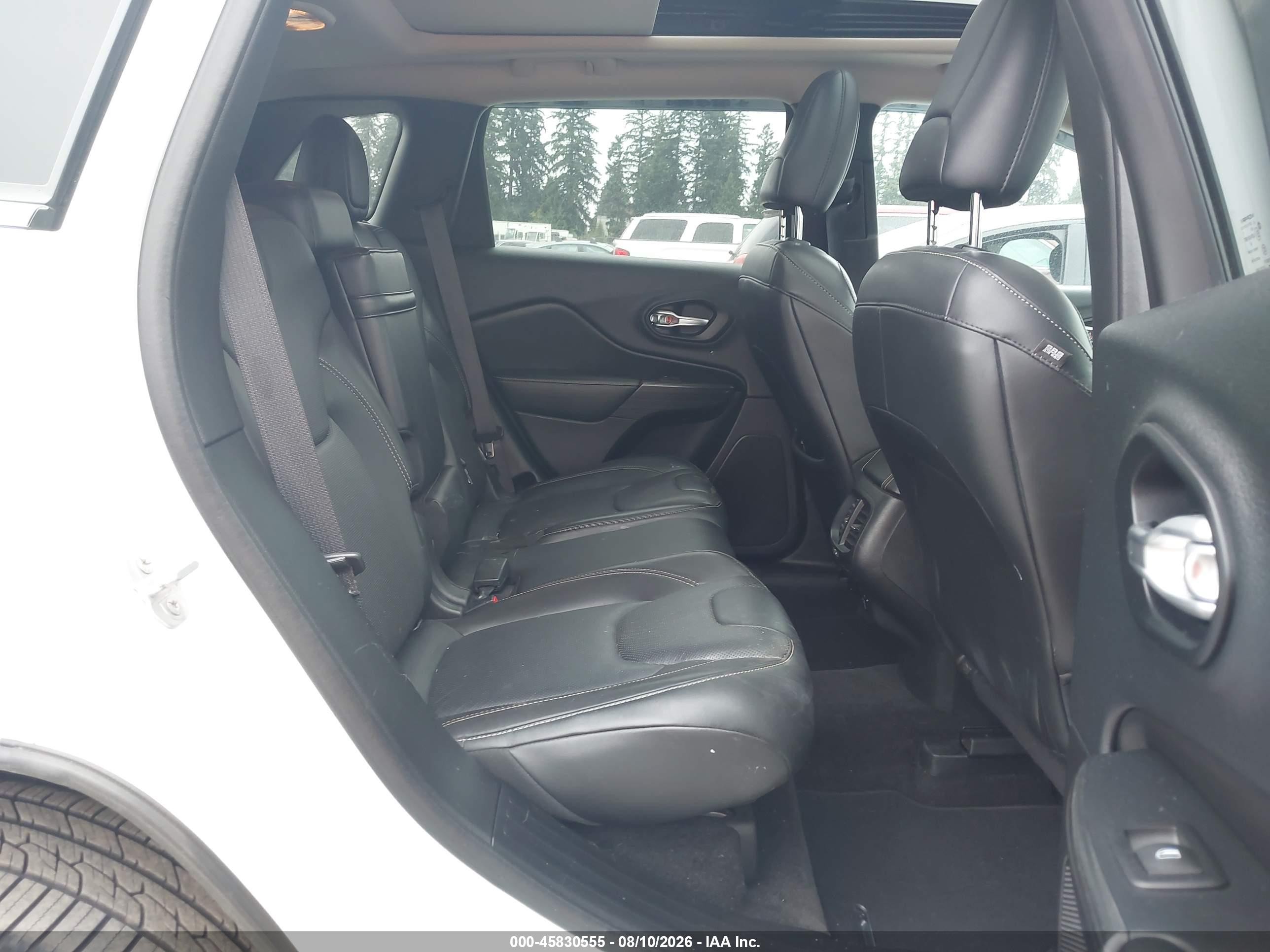 2015 Jeep Cherokee Limited White vin: 1C4PJMDS2FW648041
