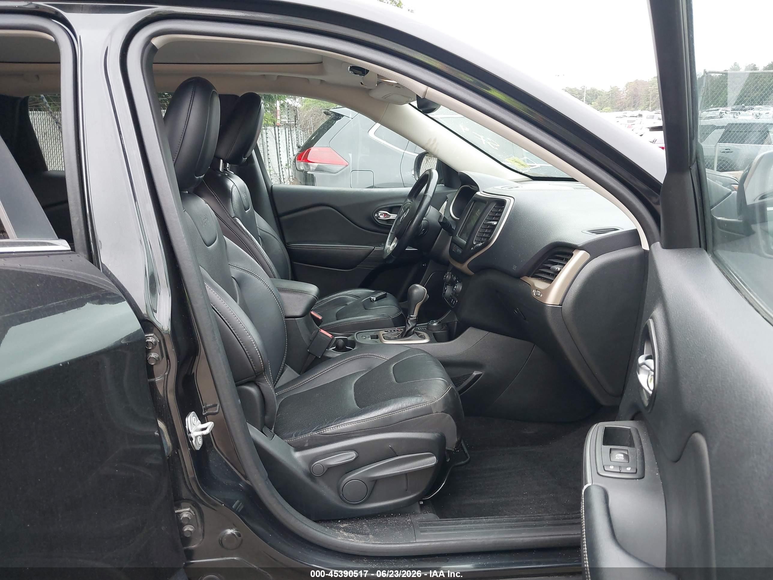 2015 Jeep Cherokee Limited Black vin: 1C4PJMDS2FW687373