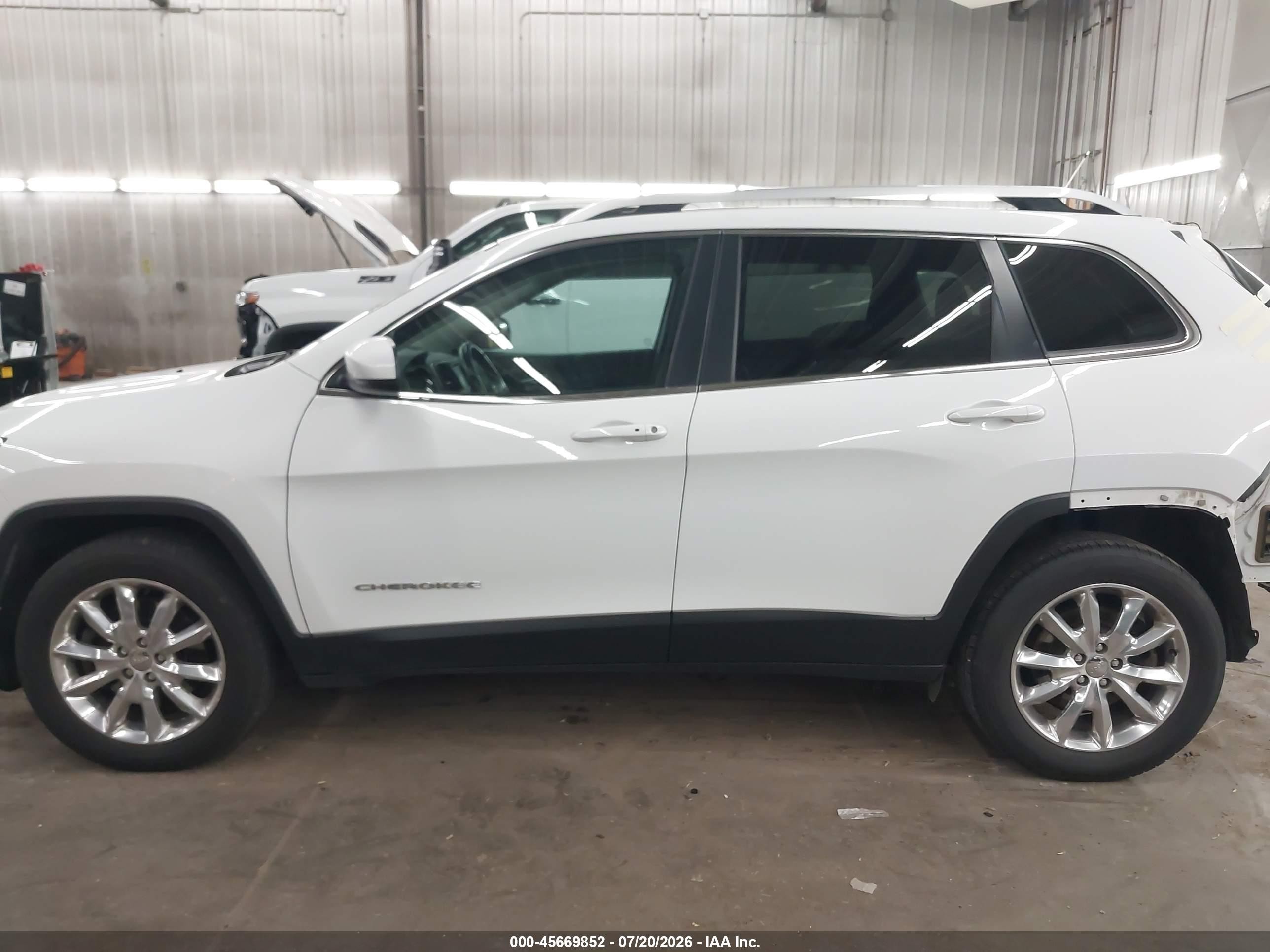 2015 Jeep Cherokee Limited White vin: 1C4PJMDS2FW688247