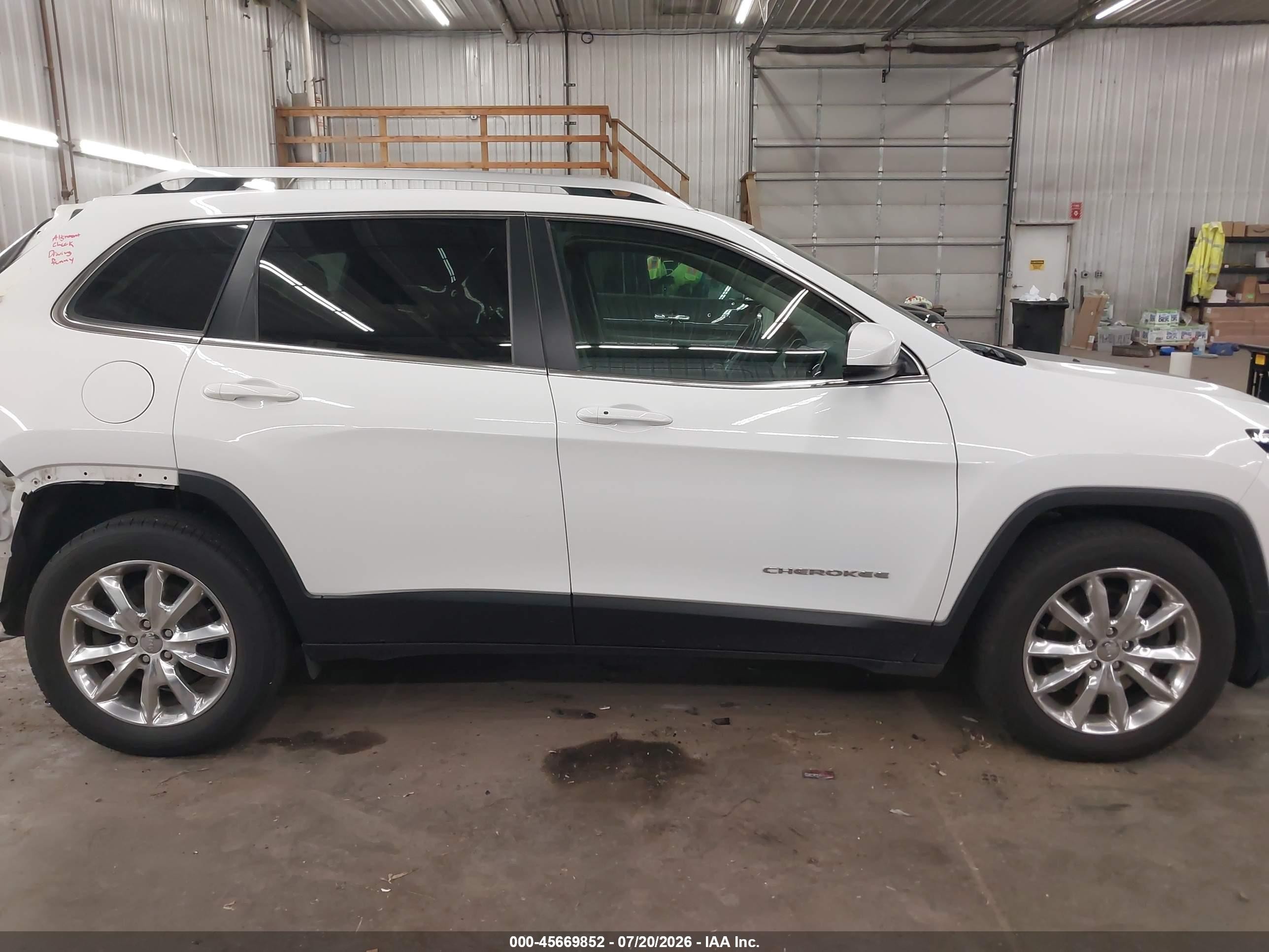 2015 Jeep Cherokee Limited White vin: 1C4PJMDS2FW688247