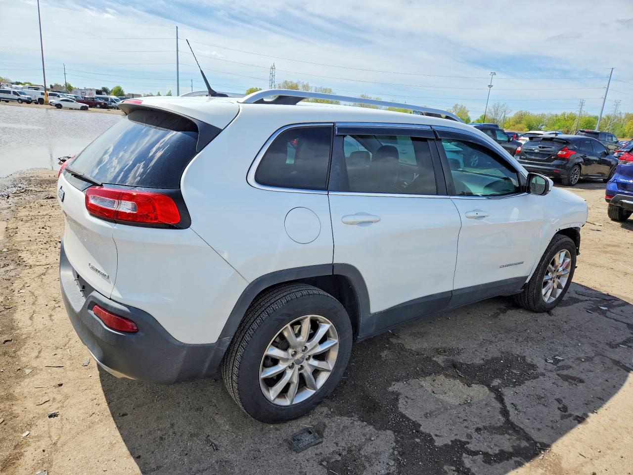 2015 Jeep Cherokee Limited White vin: 1C4PJMDS3FW512467